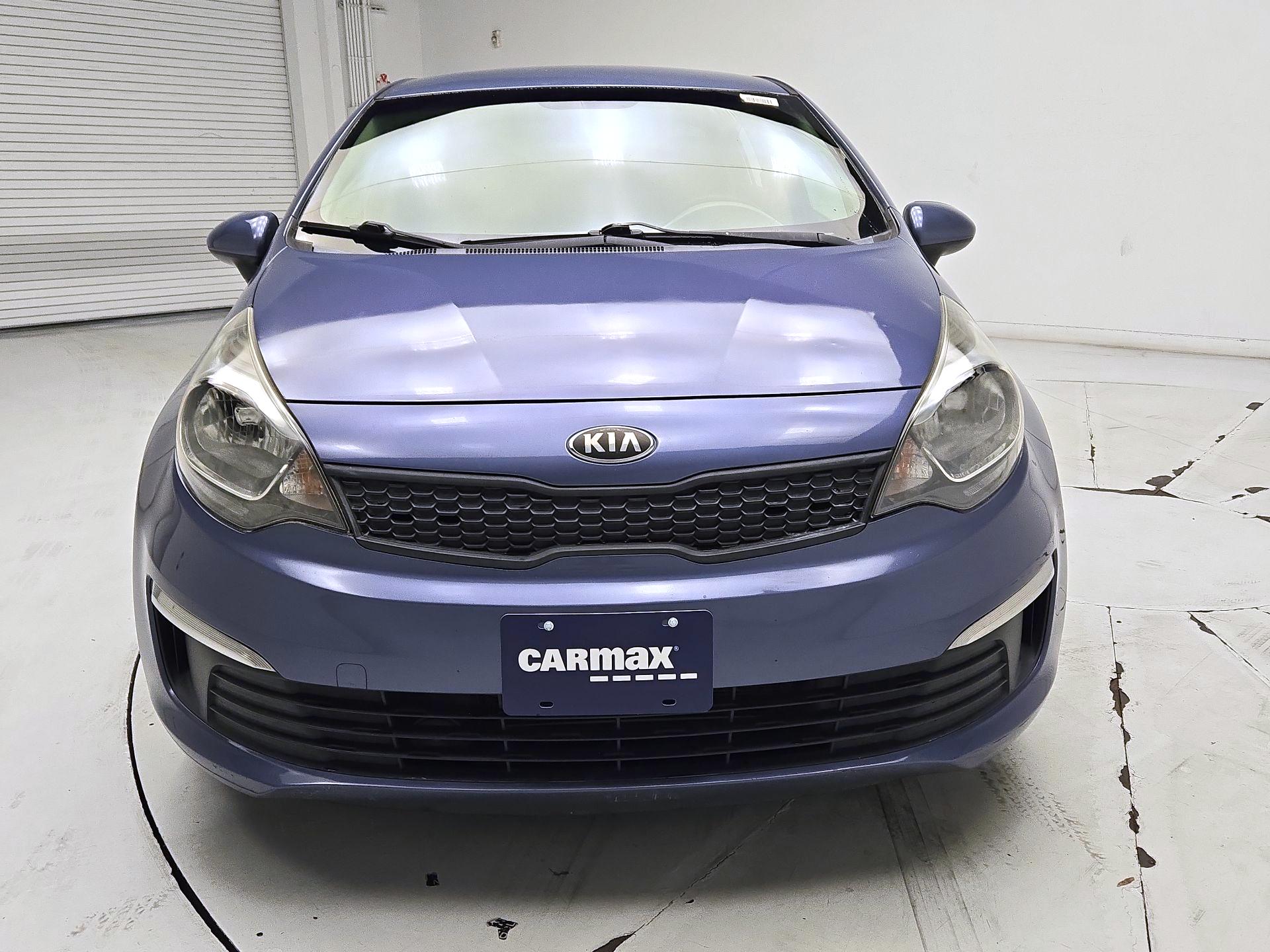 Thumbnail: 2016 Kia Rio - 2