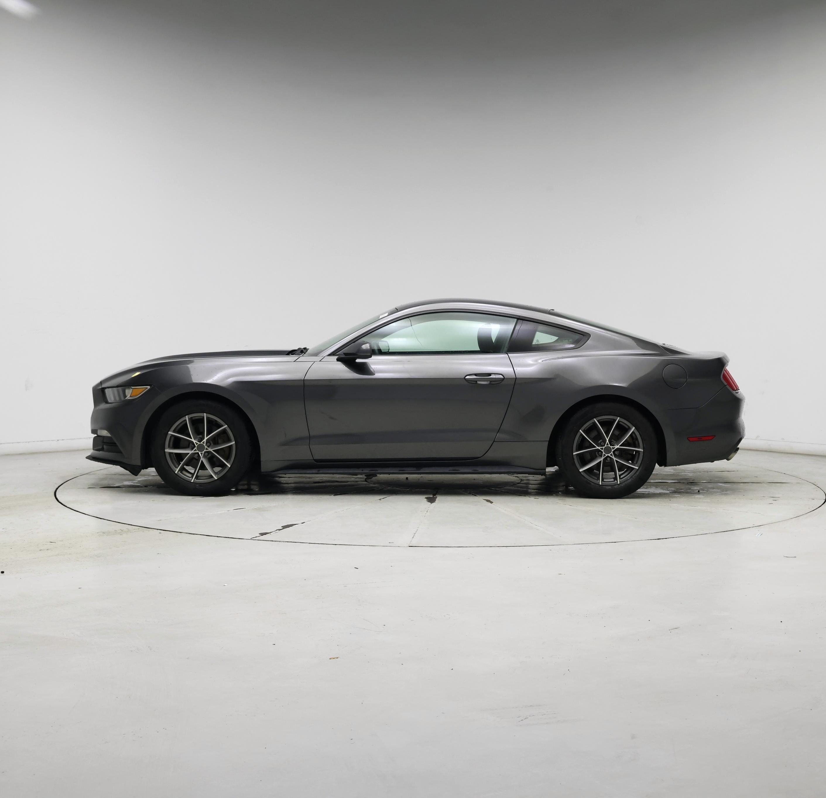 Thumbnail: 2015 Ford Mustang - 3