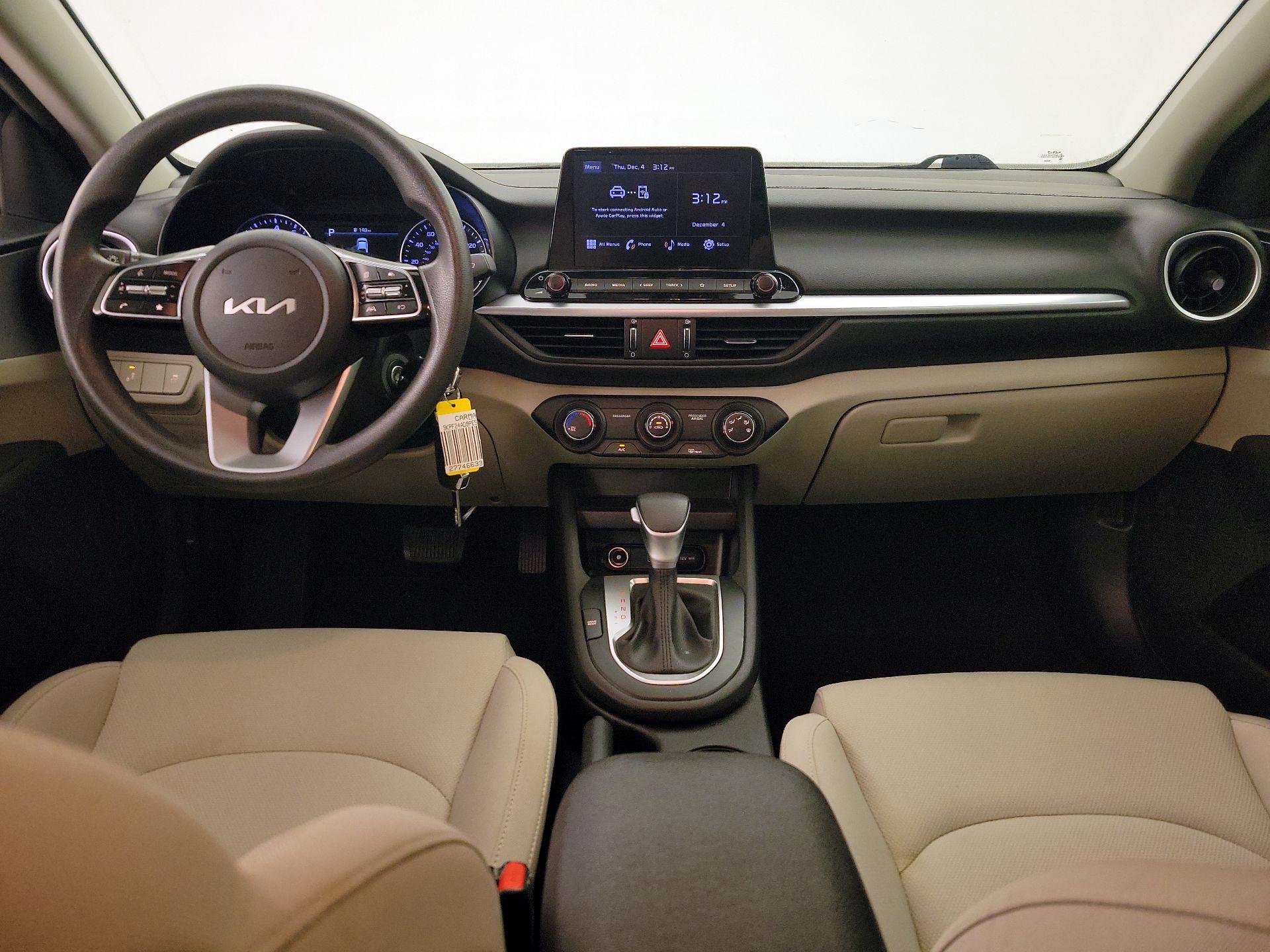 Thumbnail: 2023 Kia Forte - 9