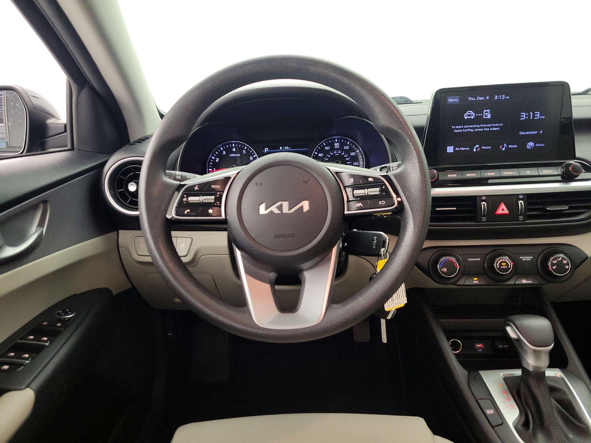 Thumbnail: 2023 Kia Forte - 10