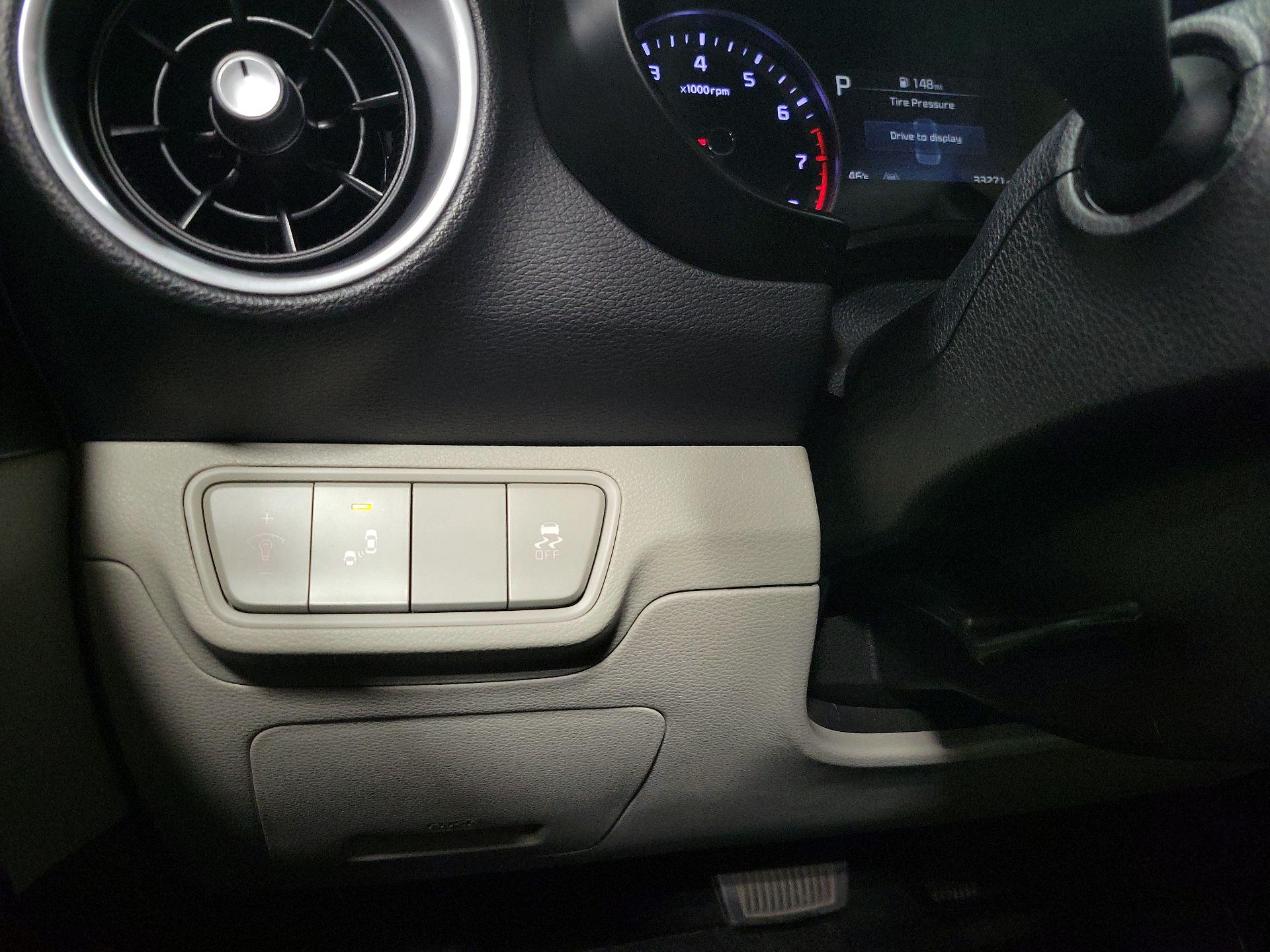 Thumbnail: 2023 Kia Forte - 13