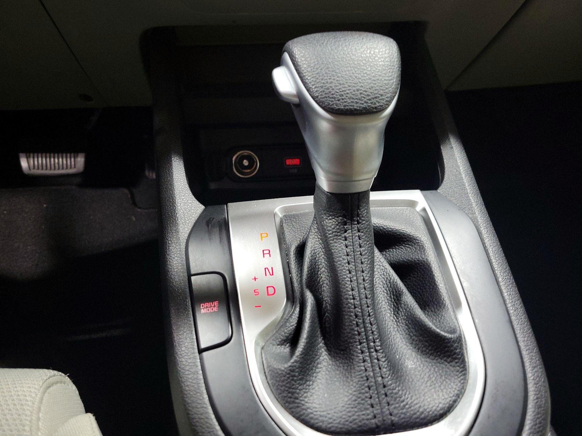 Thumbnail: 2023 Kia Forte - 17