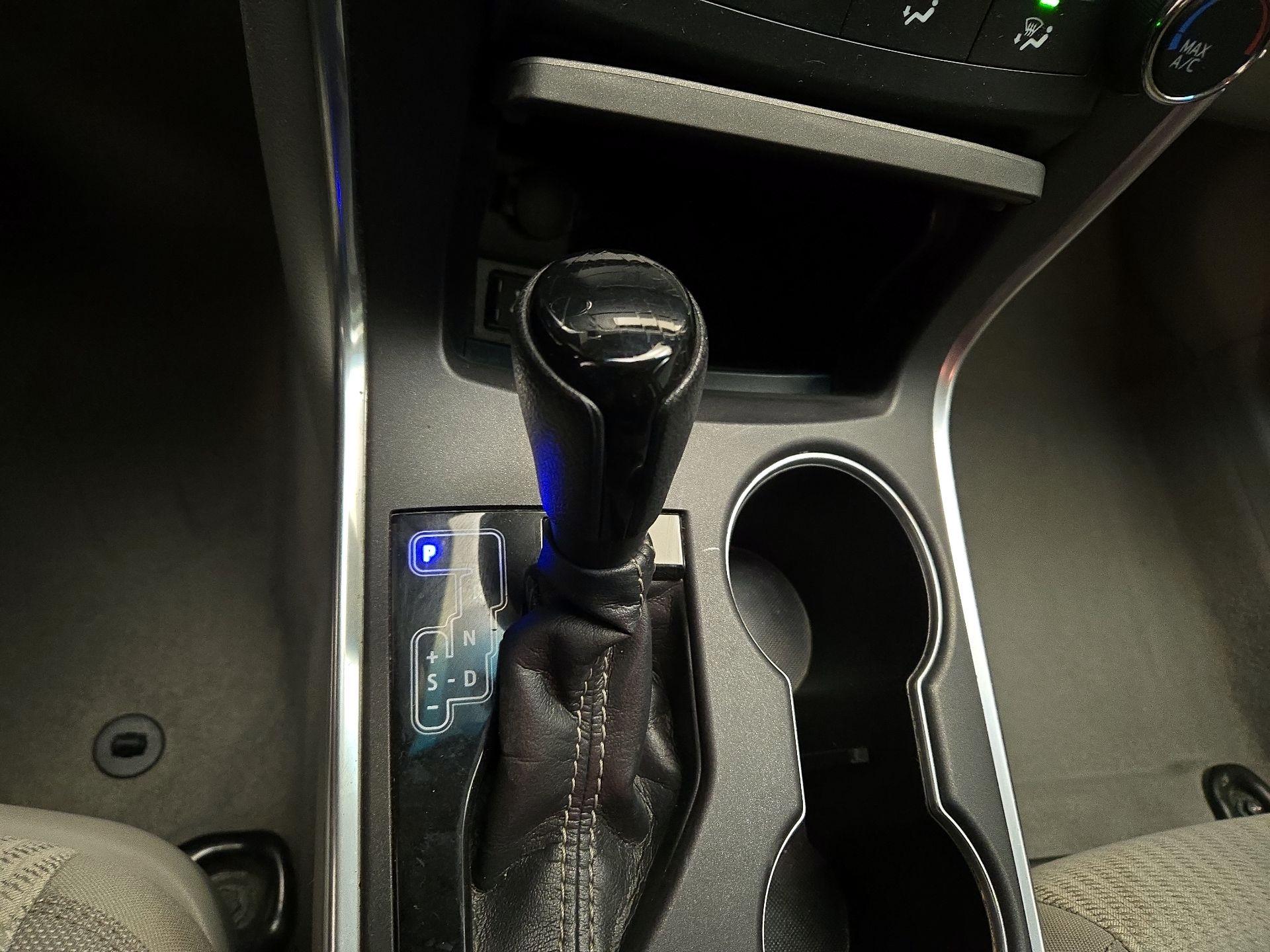 Thumbnail: 2015 Toyota Camry - 17