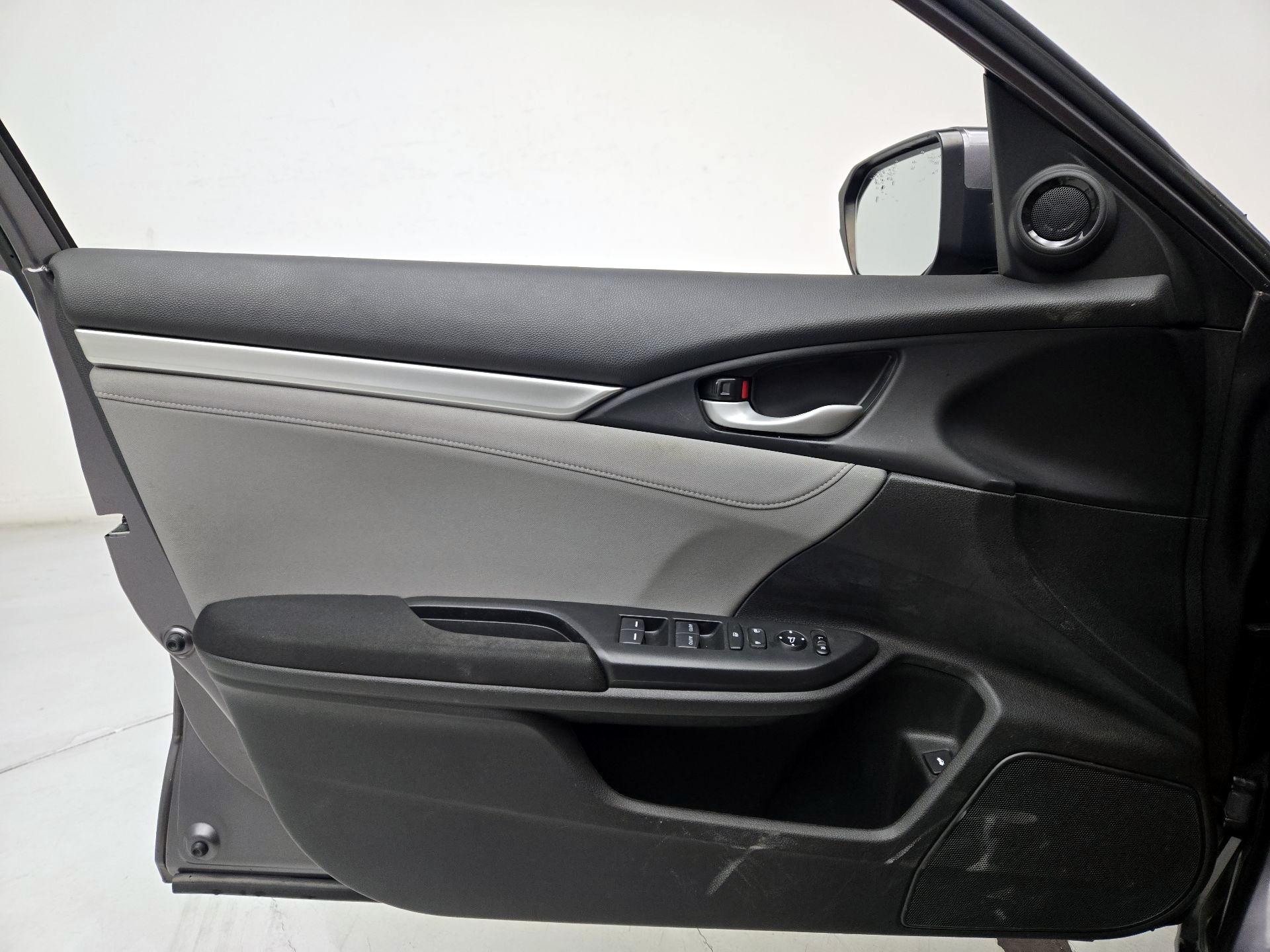 Thumbnail: 2020 Honda Civic - 12