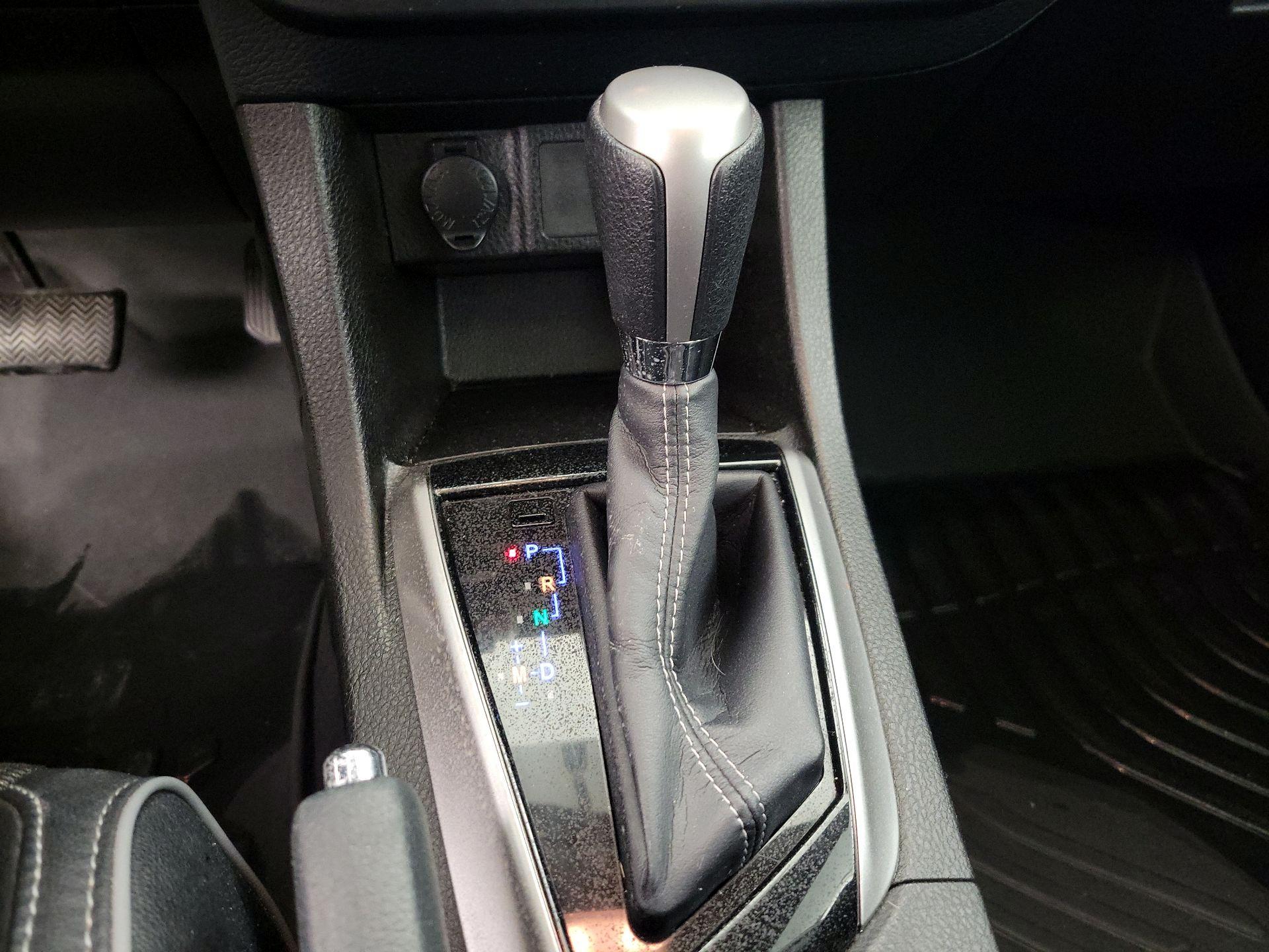 Thumbnail: 2014 Toyota Corolla - 17