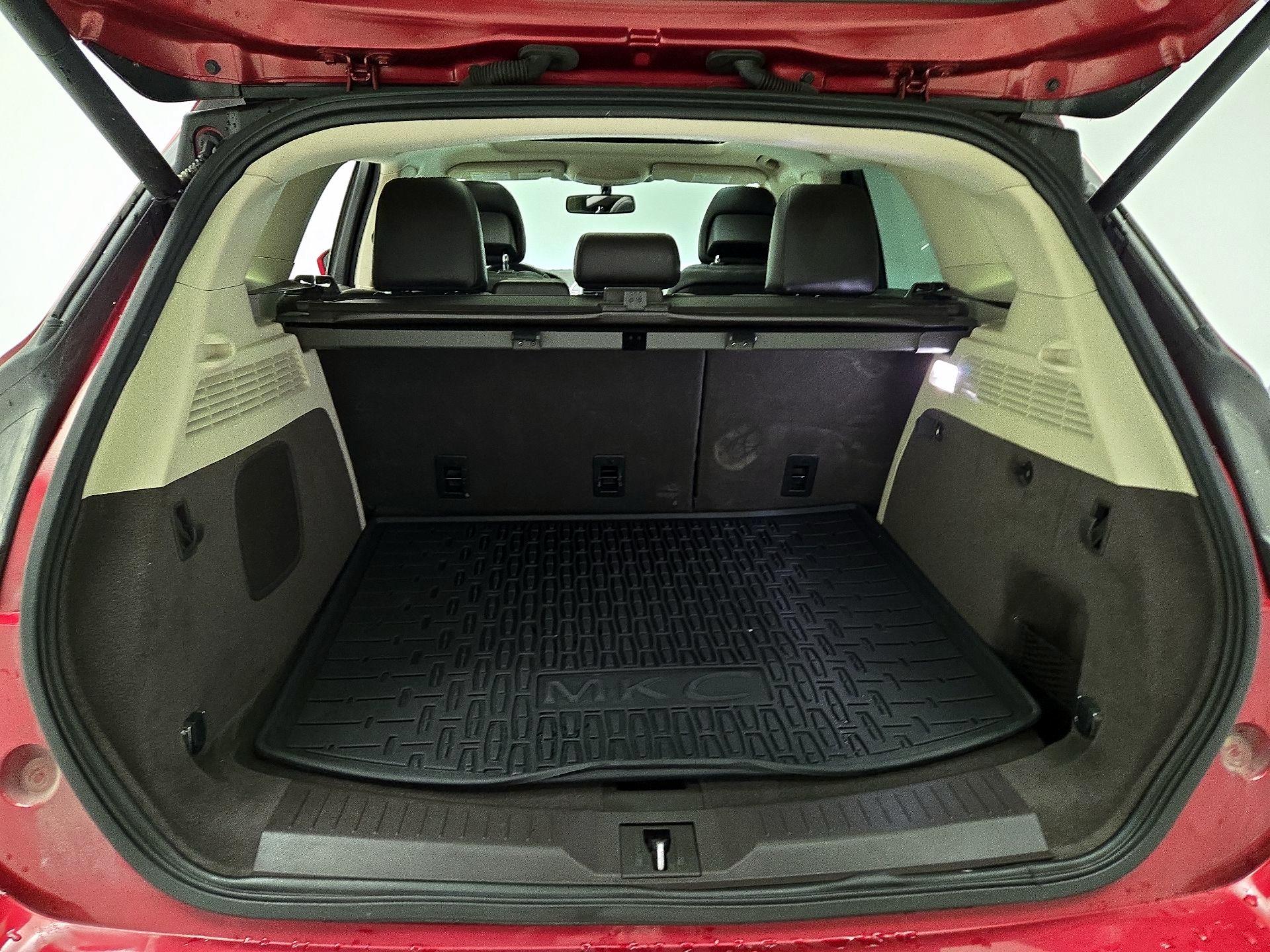 Thumbnail: 2019 Lincoln MKC - 20