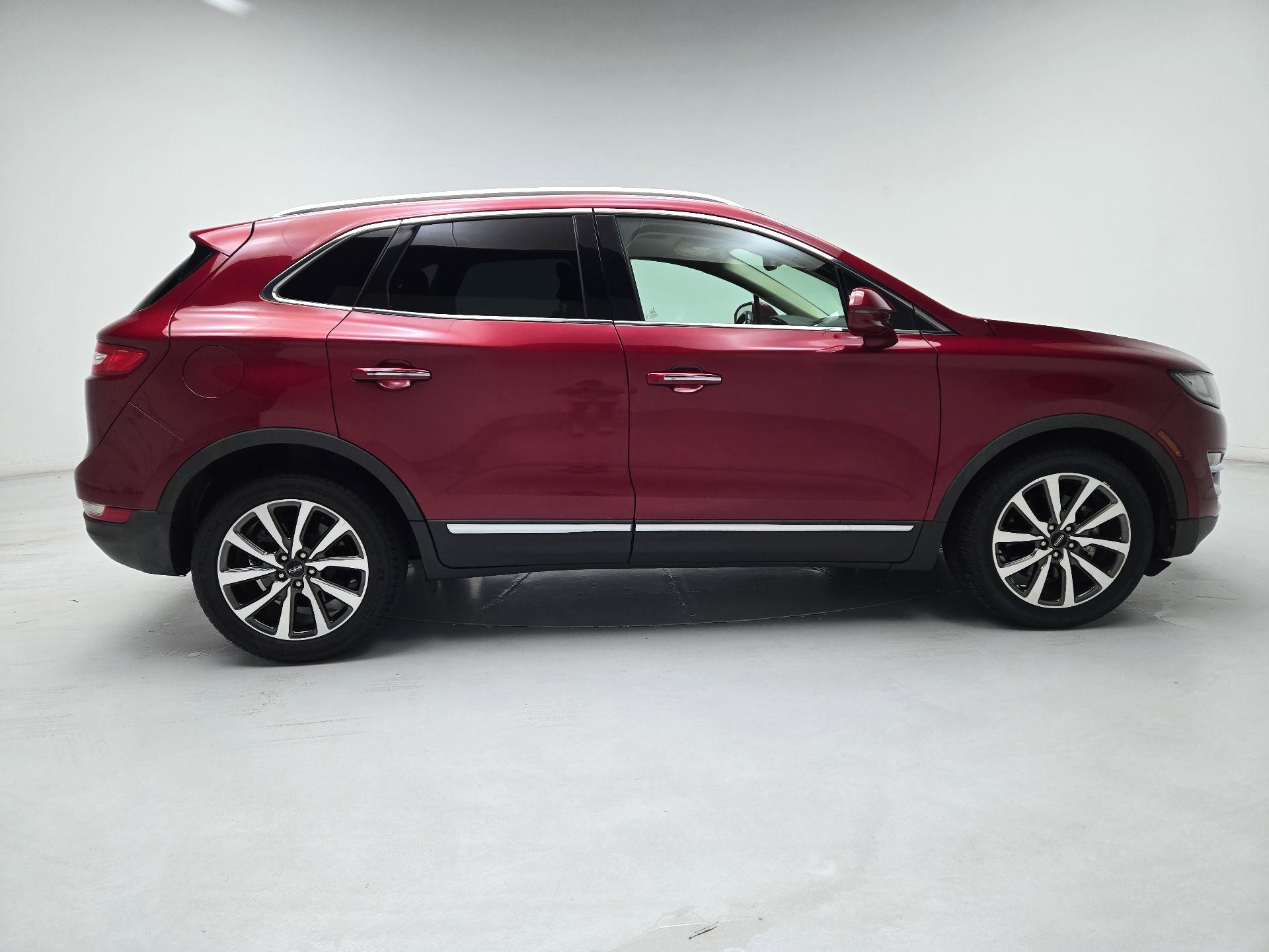 Thumbnail: 2019 Lincoln MKC - 4
