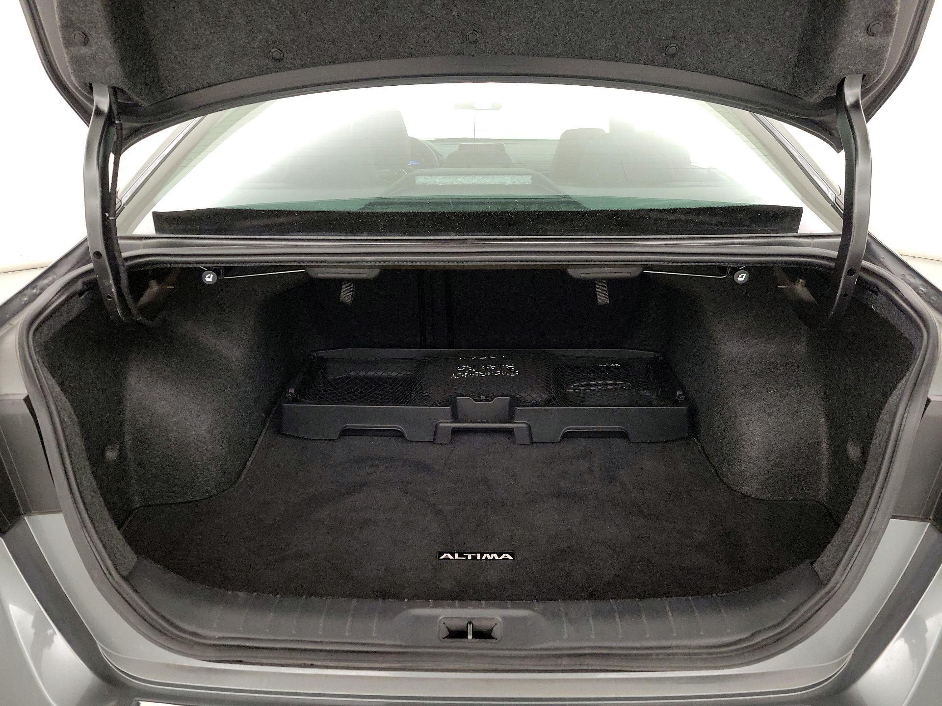 Thumbnail: 2022 Nissan Altima - 19