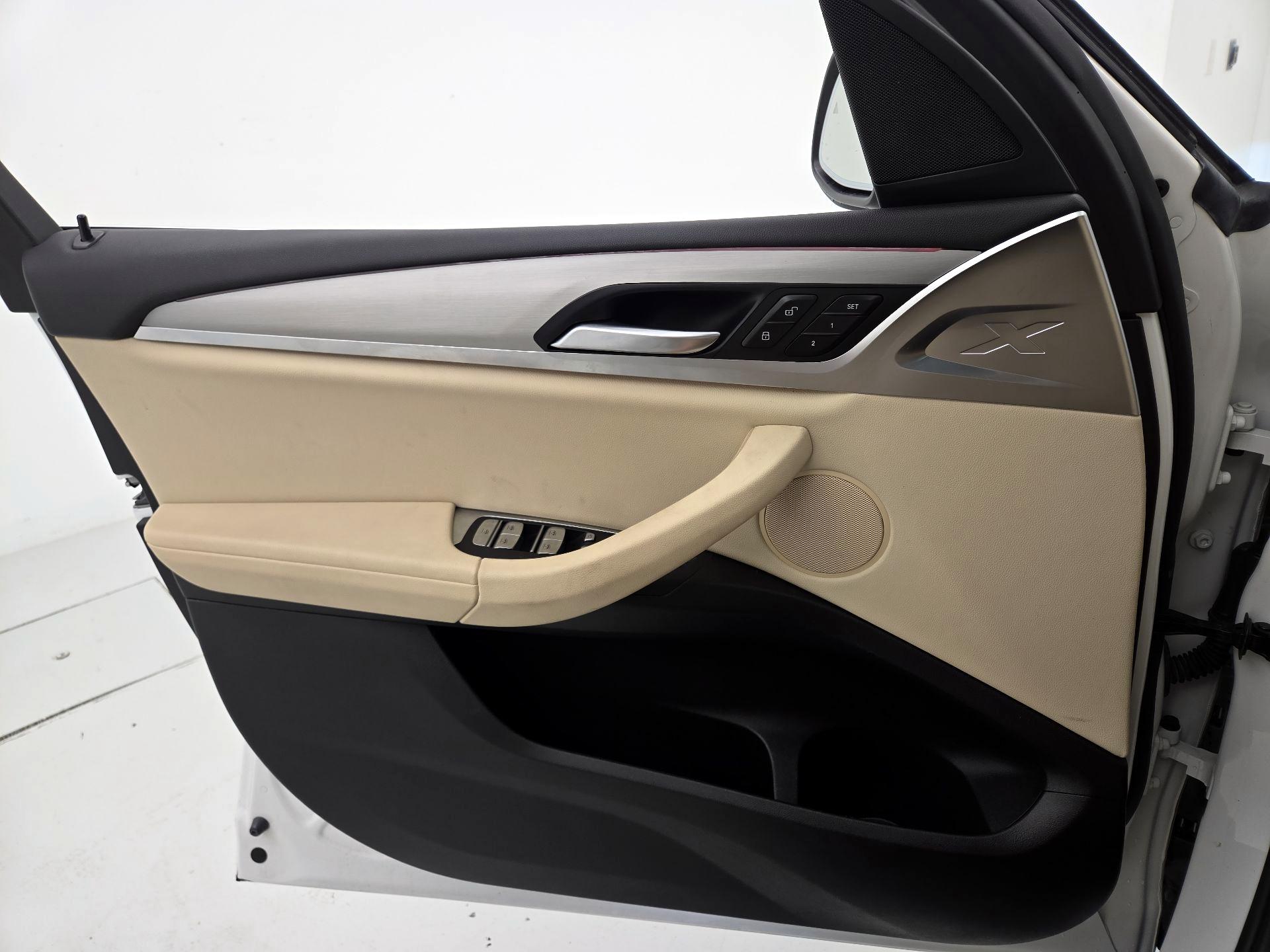 Thumbnail: 2022 BMW X3 - 12