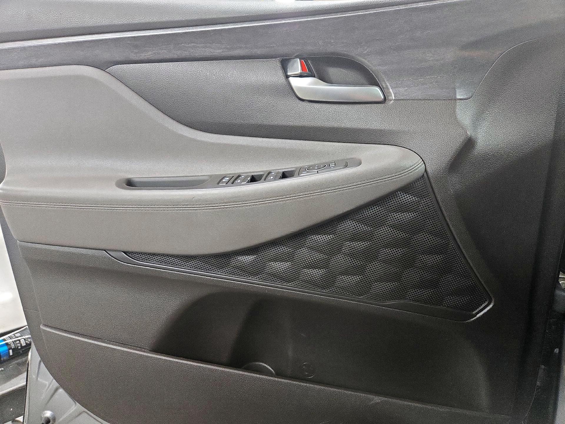 Thumbnail: 2019 Hyundai Santa Fe - 12