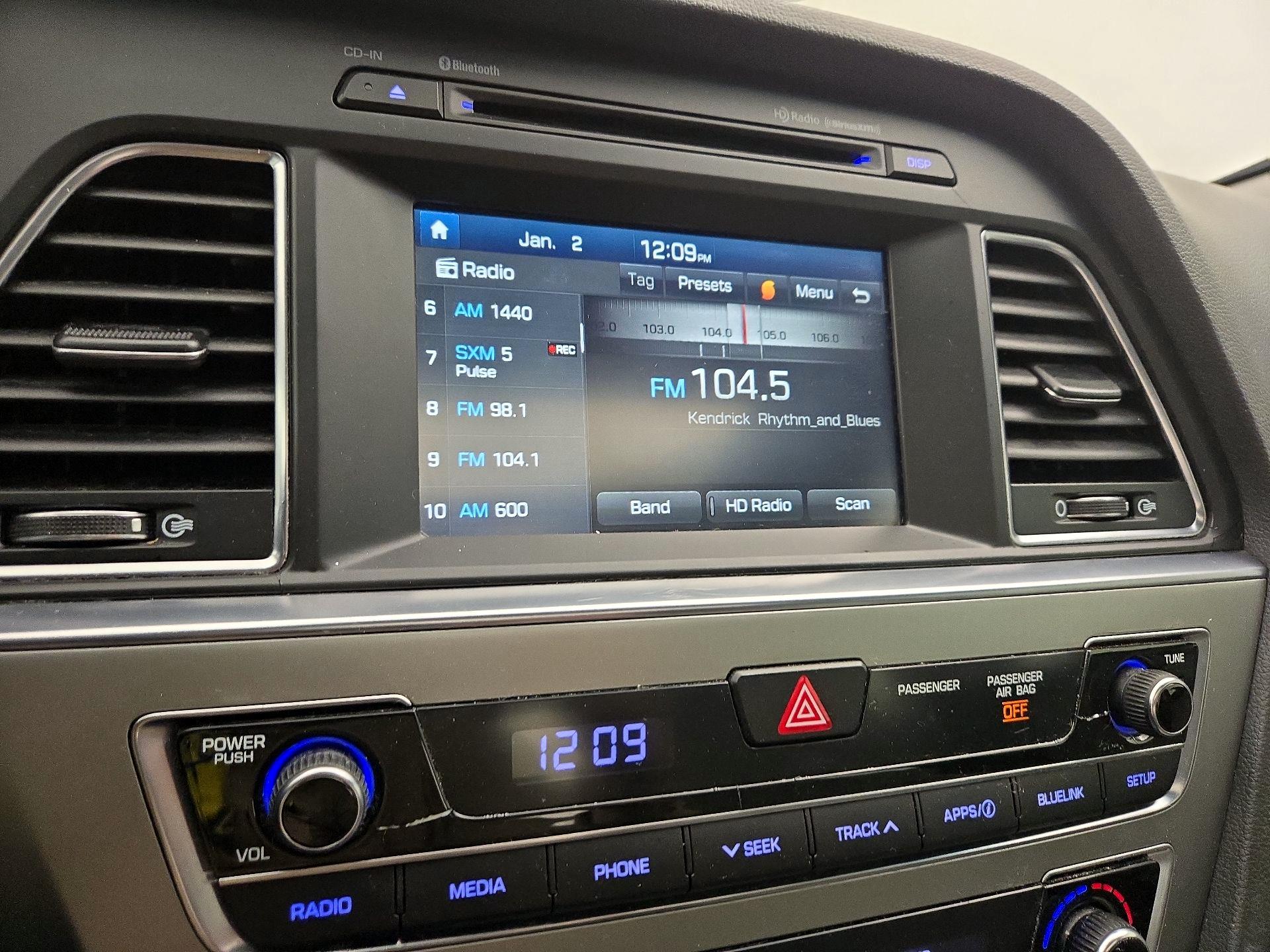 Thumbnail: 2016 Hyundai Sonata - 15