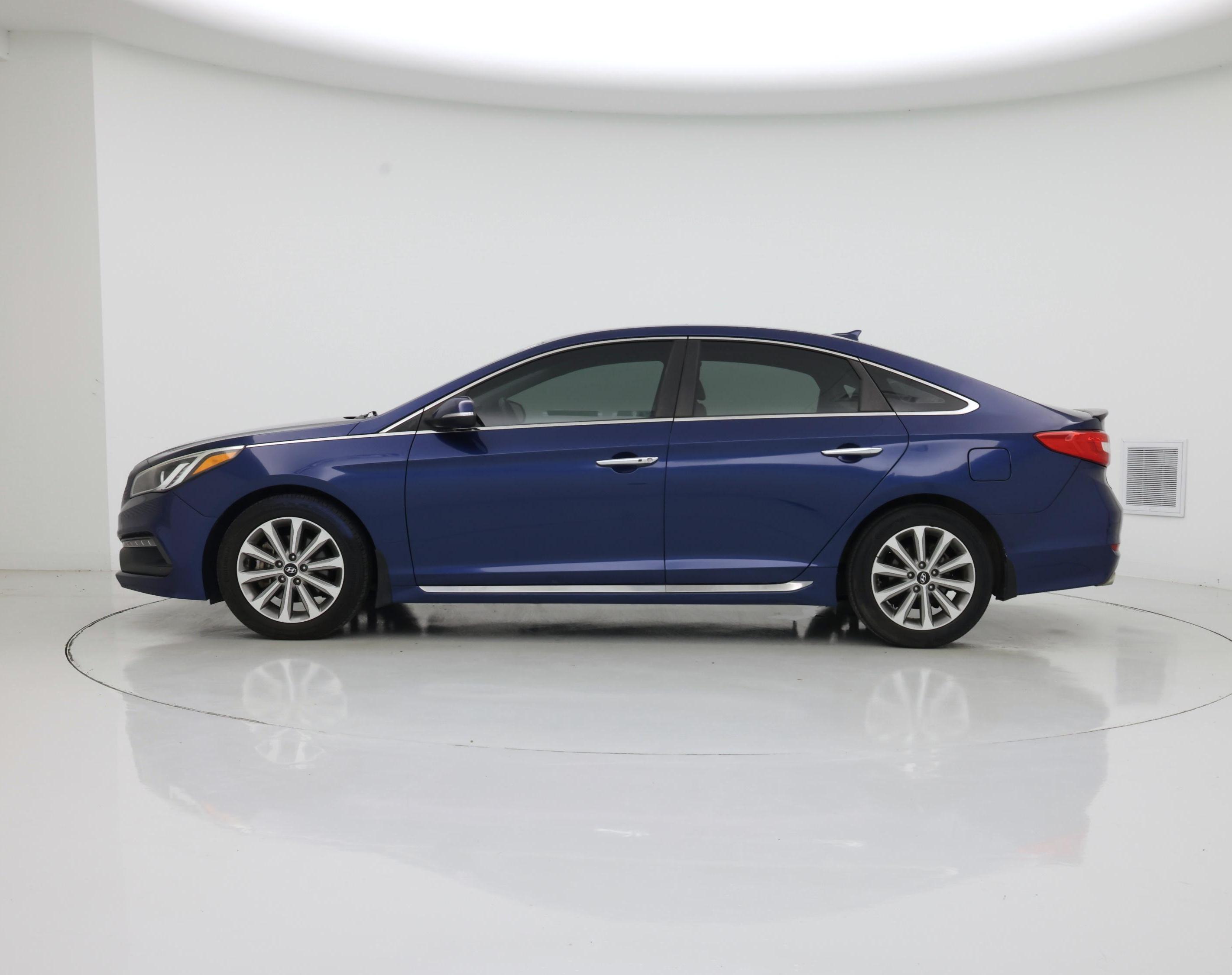 Thumbnail: 2016 Hyundai Sonata - 3