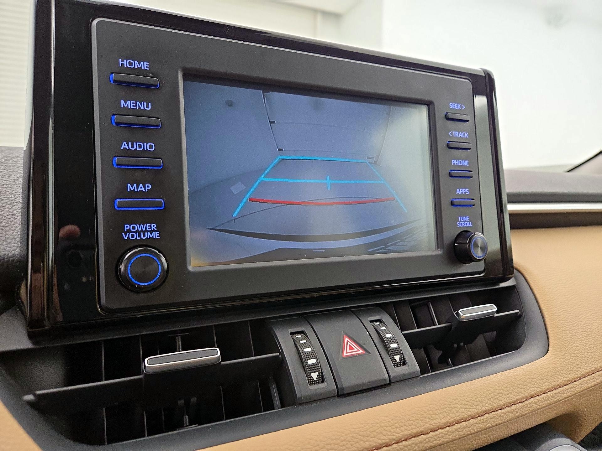 Thumbnail: 2019 Toyota RAV4 - 14