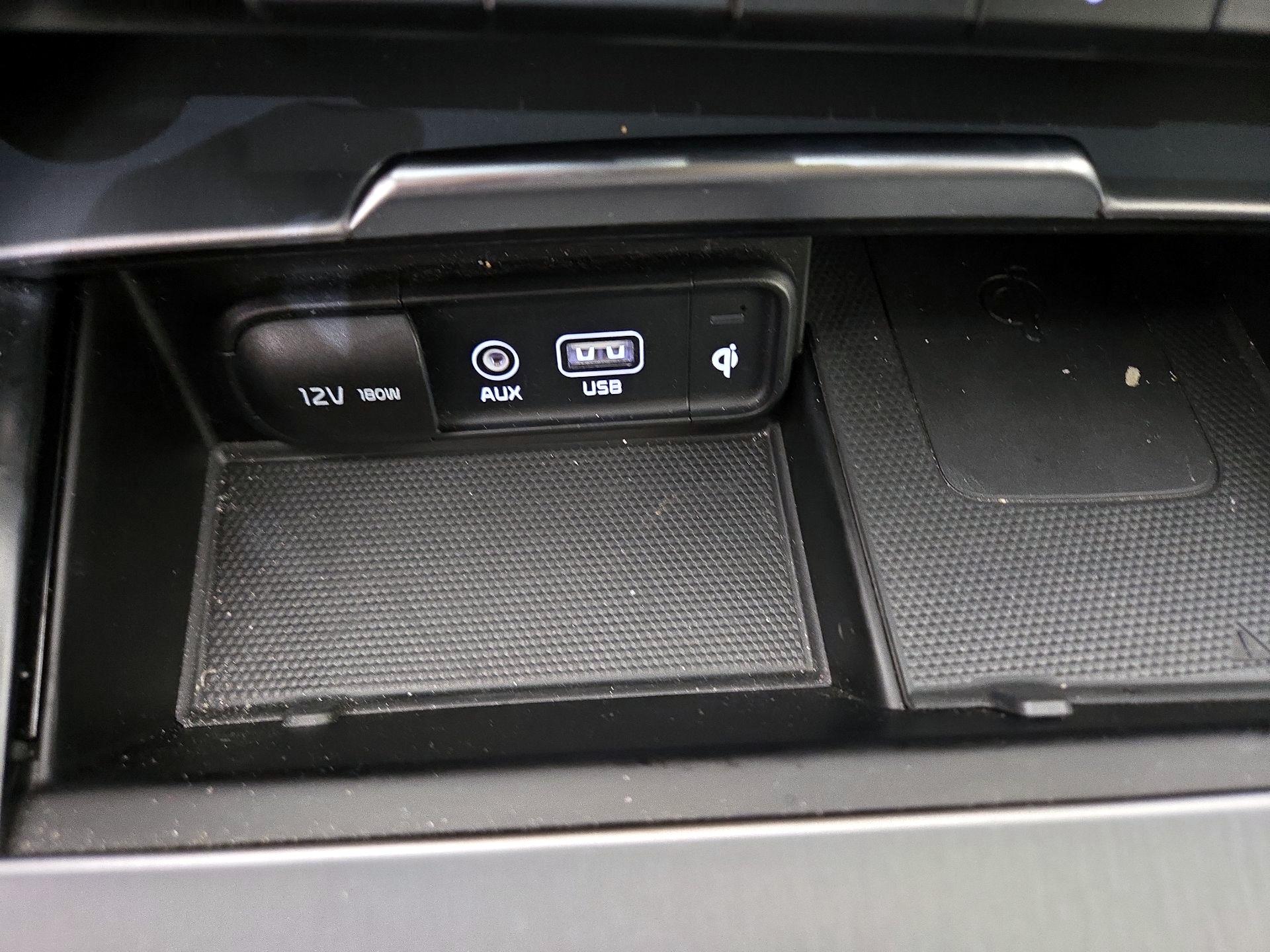 Thumbnail: 2020 Kia Stinger - 18