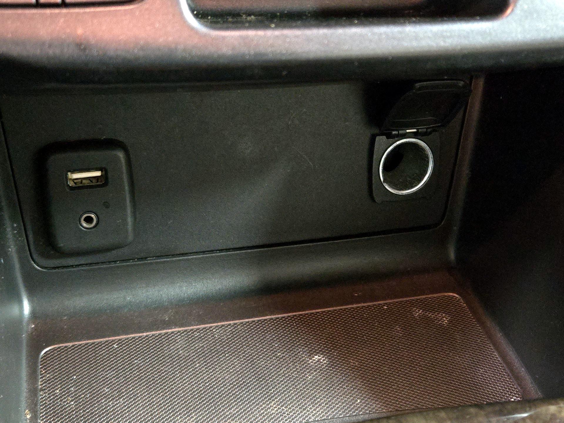 Thumbnail: 2016 GMC Canyon - 18