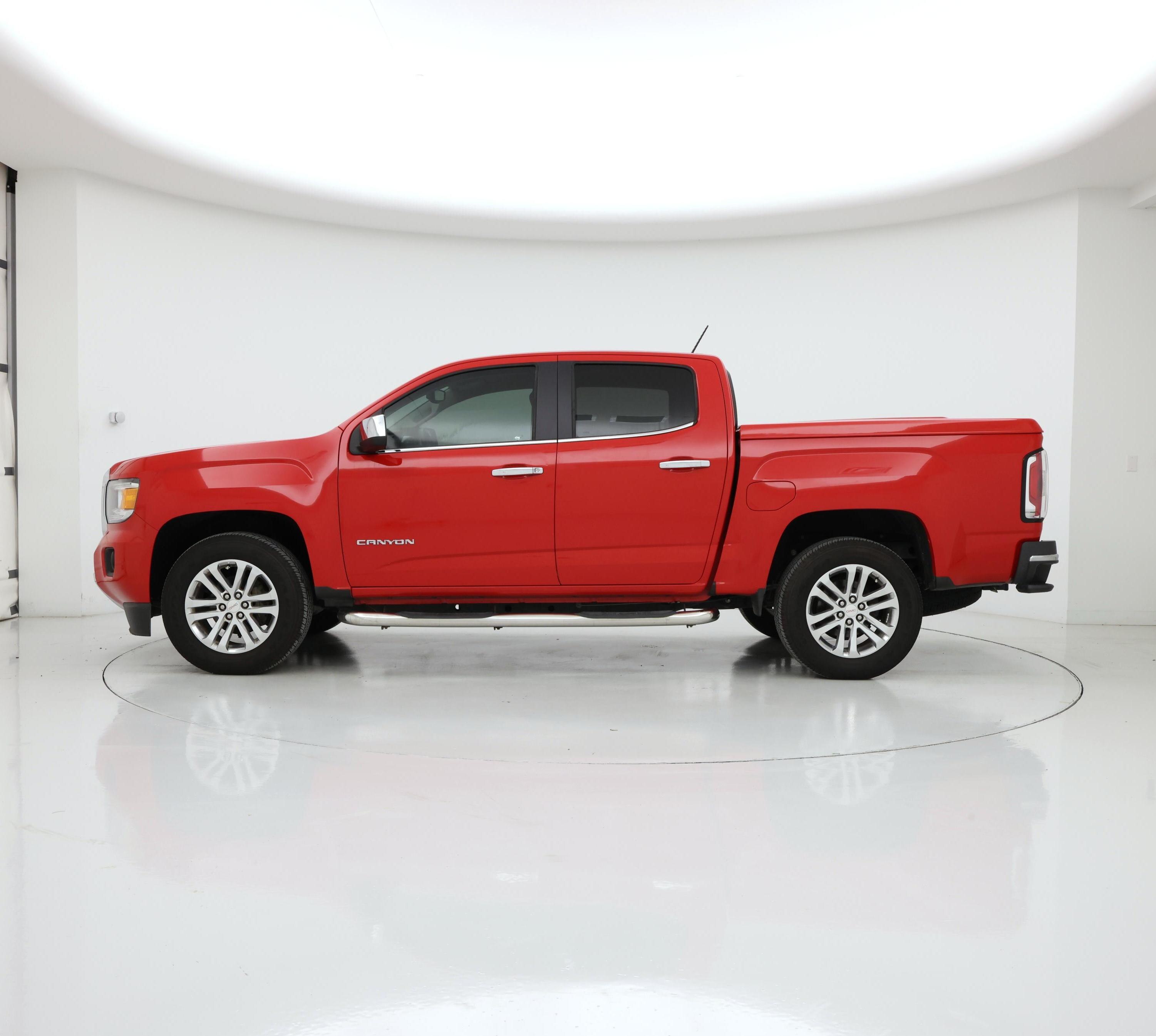 Thumbnail: 2016 GMC Canyon - 3
