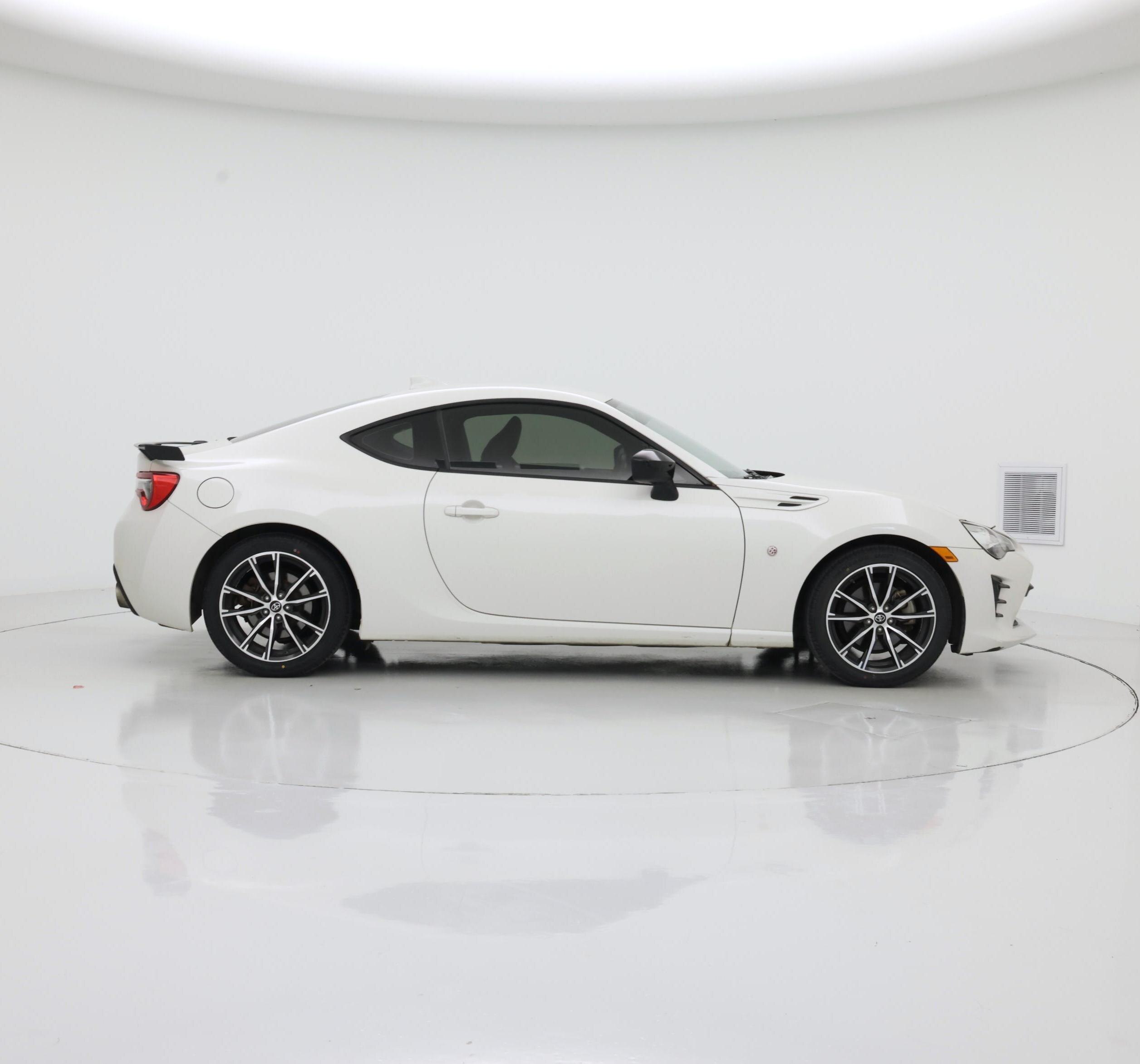 Thumbnail: 2018 Toyota 86 - 7