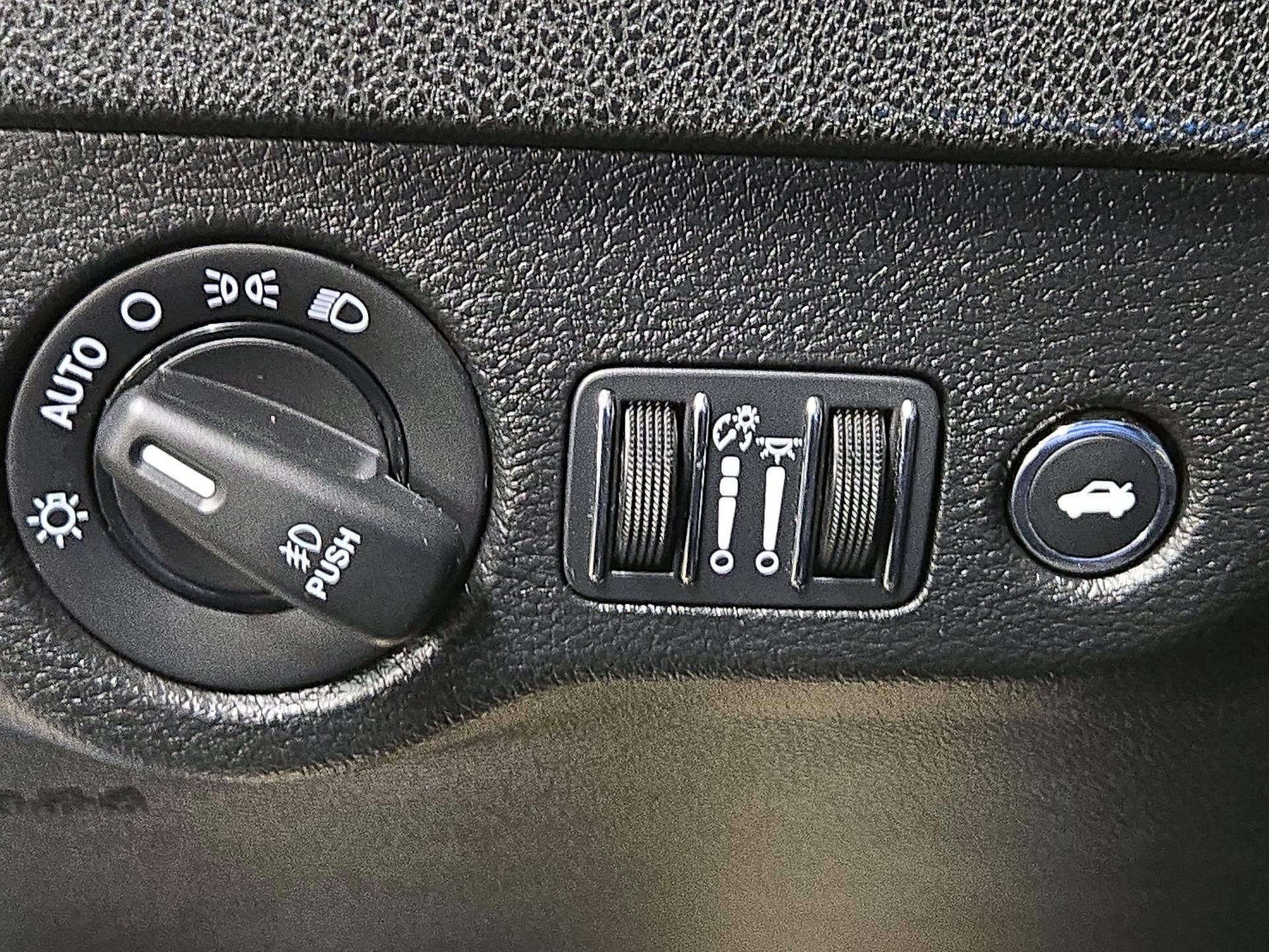 Thumbnail: 2021 Dodge Charger - 13