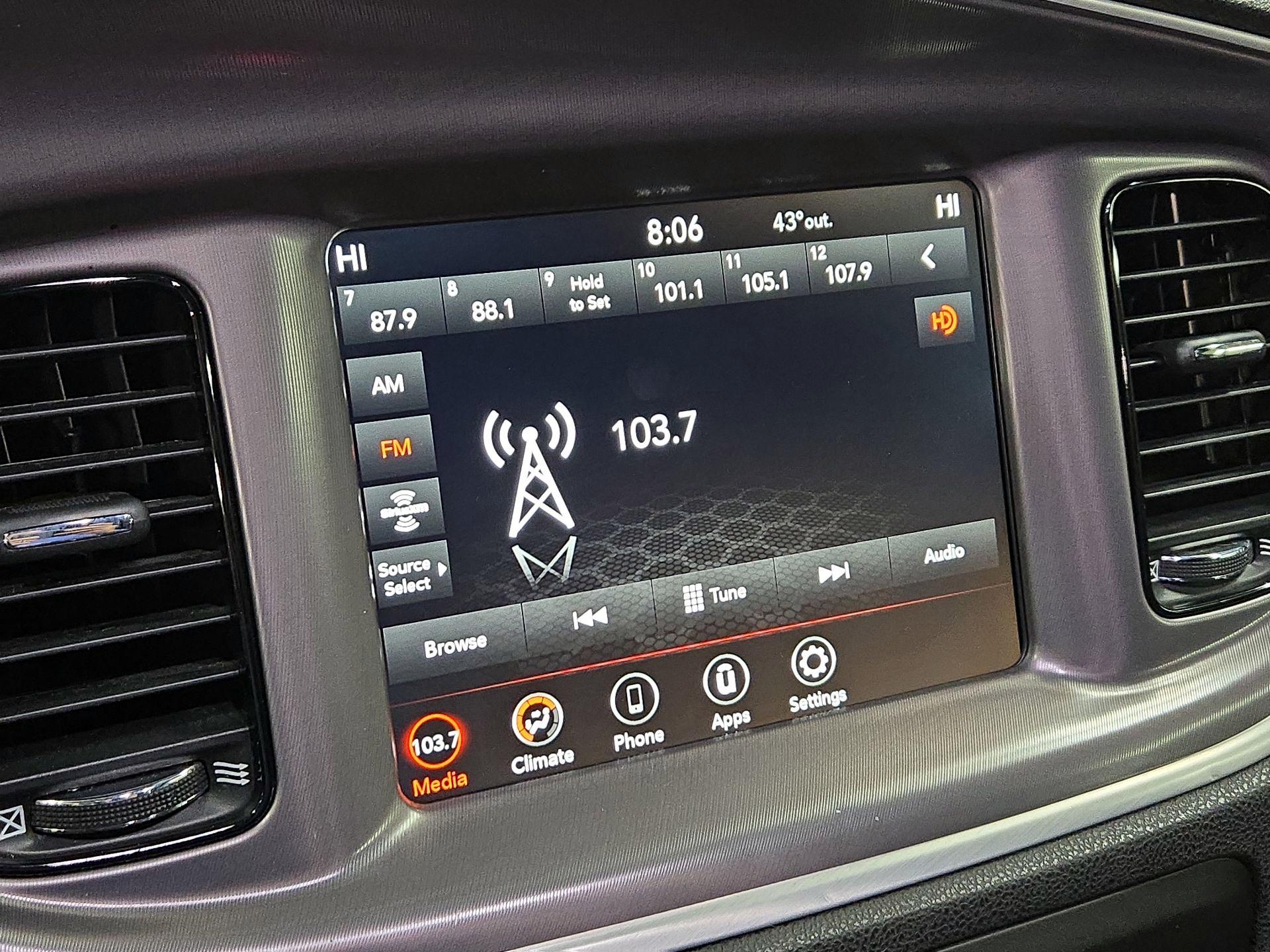 Thumbnail: 2021 Dodge Charger - 15