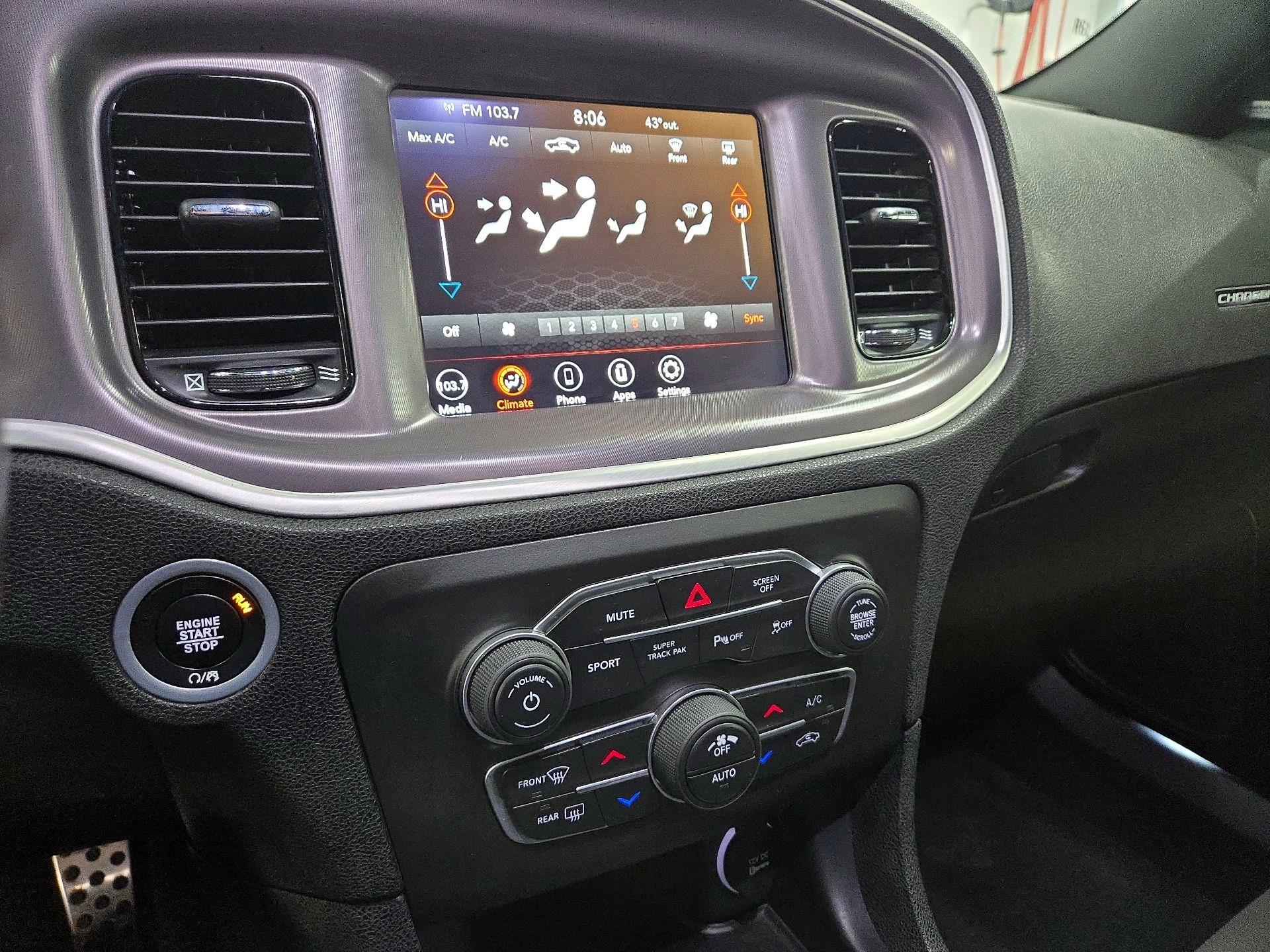 Thumbnail: 2021 Dodge Charger - 16