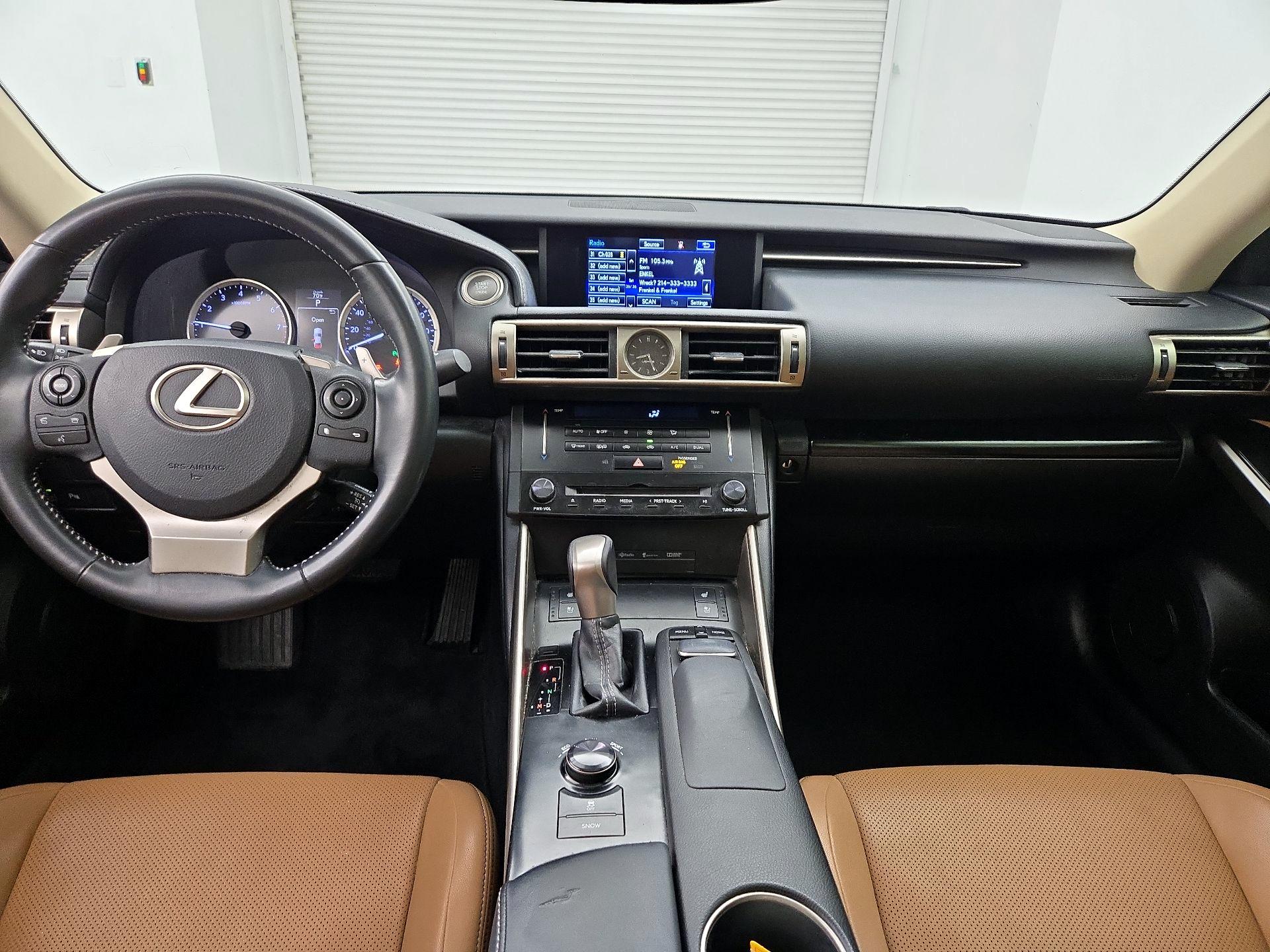 Thumbnail: 2014 Lexus IS - 9