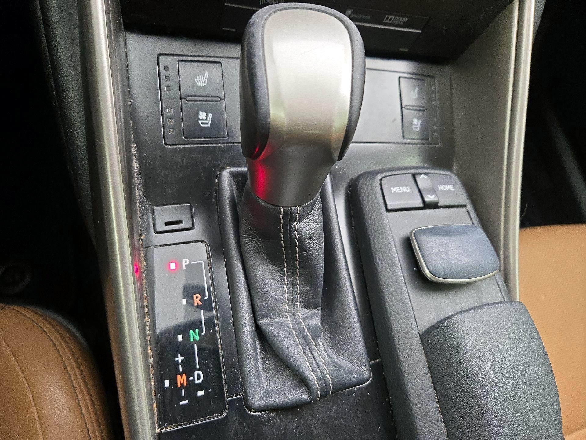 Thumbnail: 2014 Lexus IS - 17