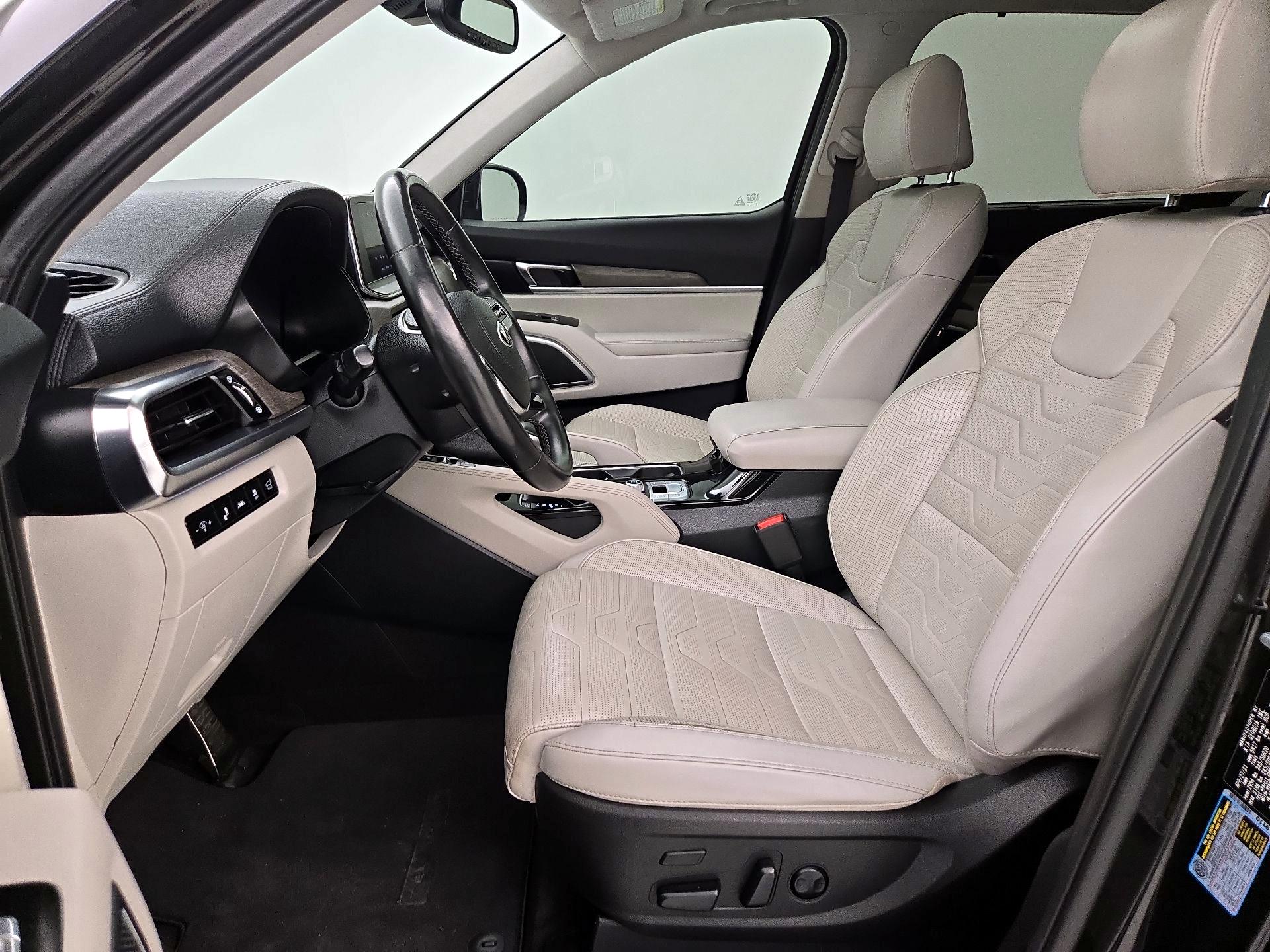 Thumbnail: 2021 Kia Telluride - 11