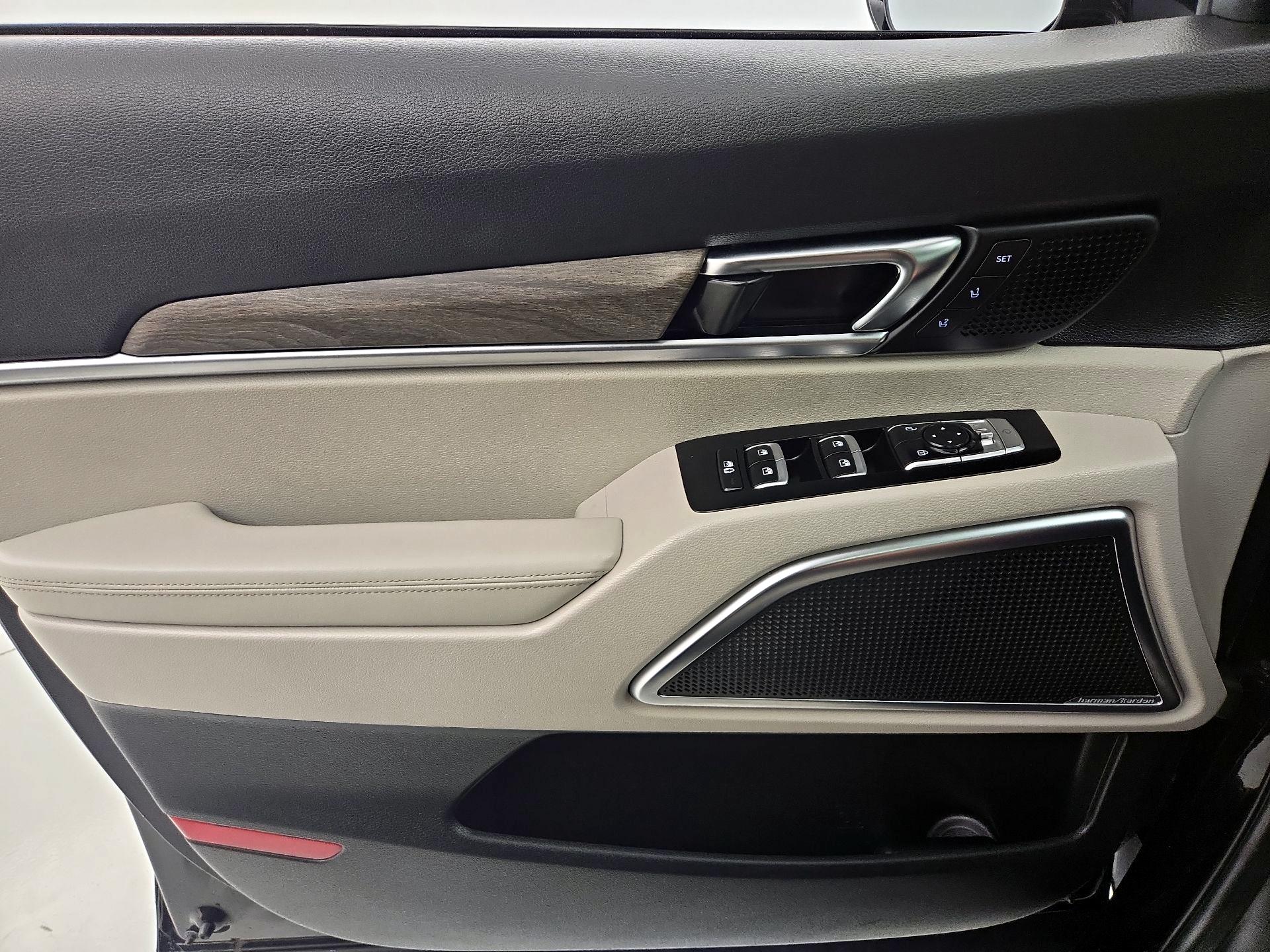 Thumbnail: 2021 Kia Telluride - 12