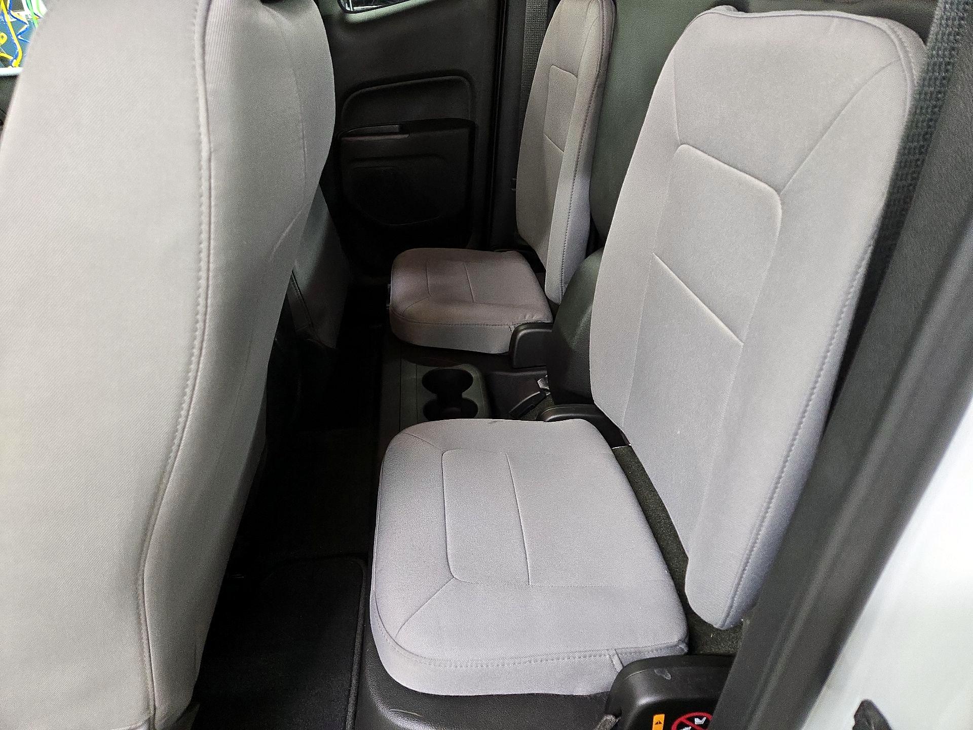 Thumbnail: 2016 GMC Canyon - 18