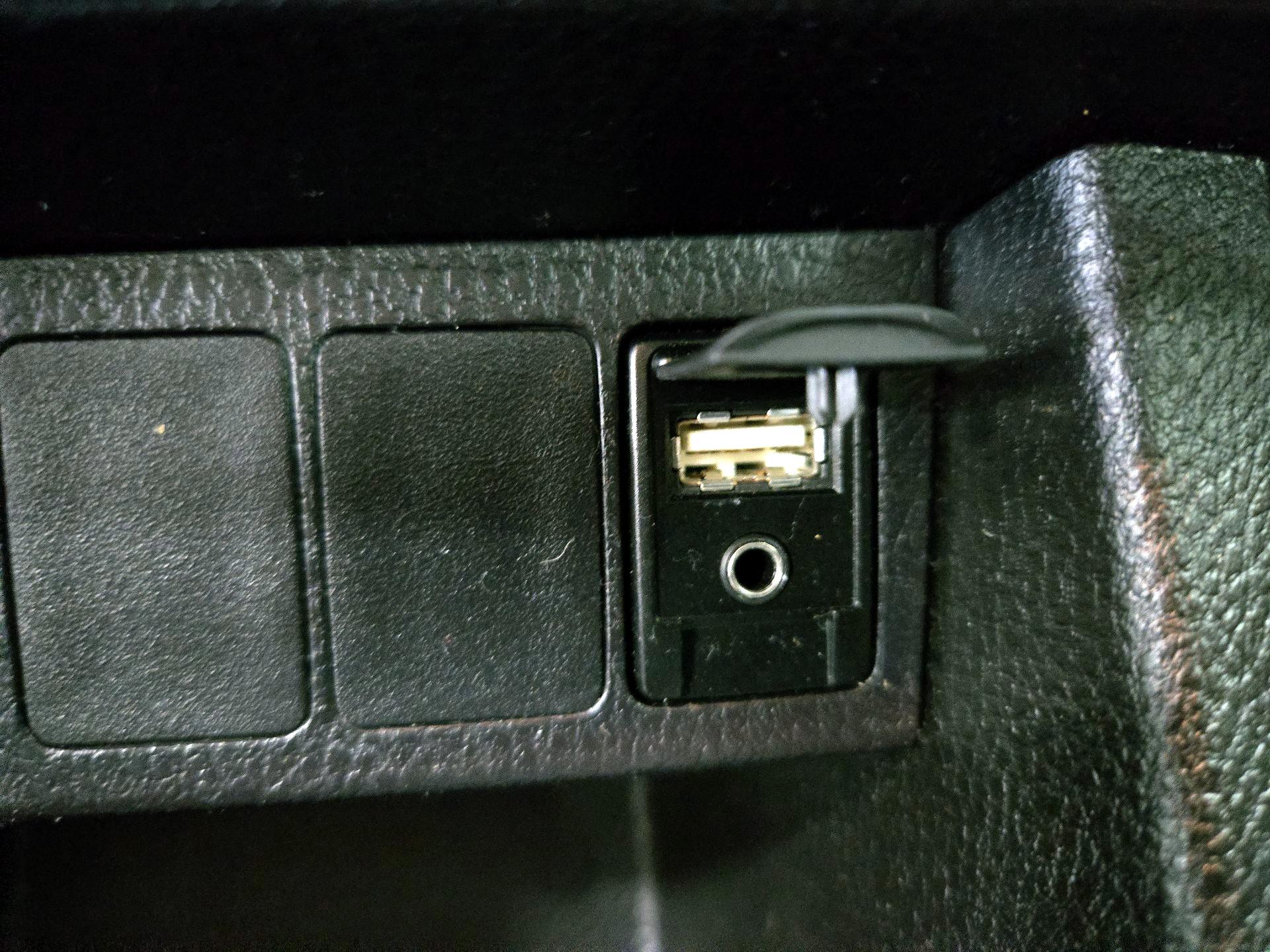 Thumbnail: 2019 Toyota Corolla - 18