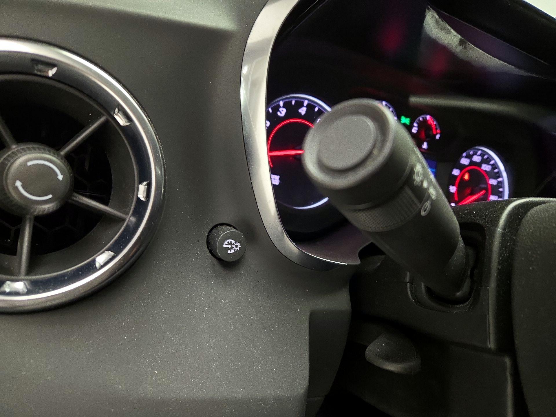 Thumbnail: 2022 Chevrolet Camaro - 13