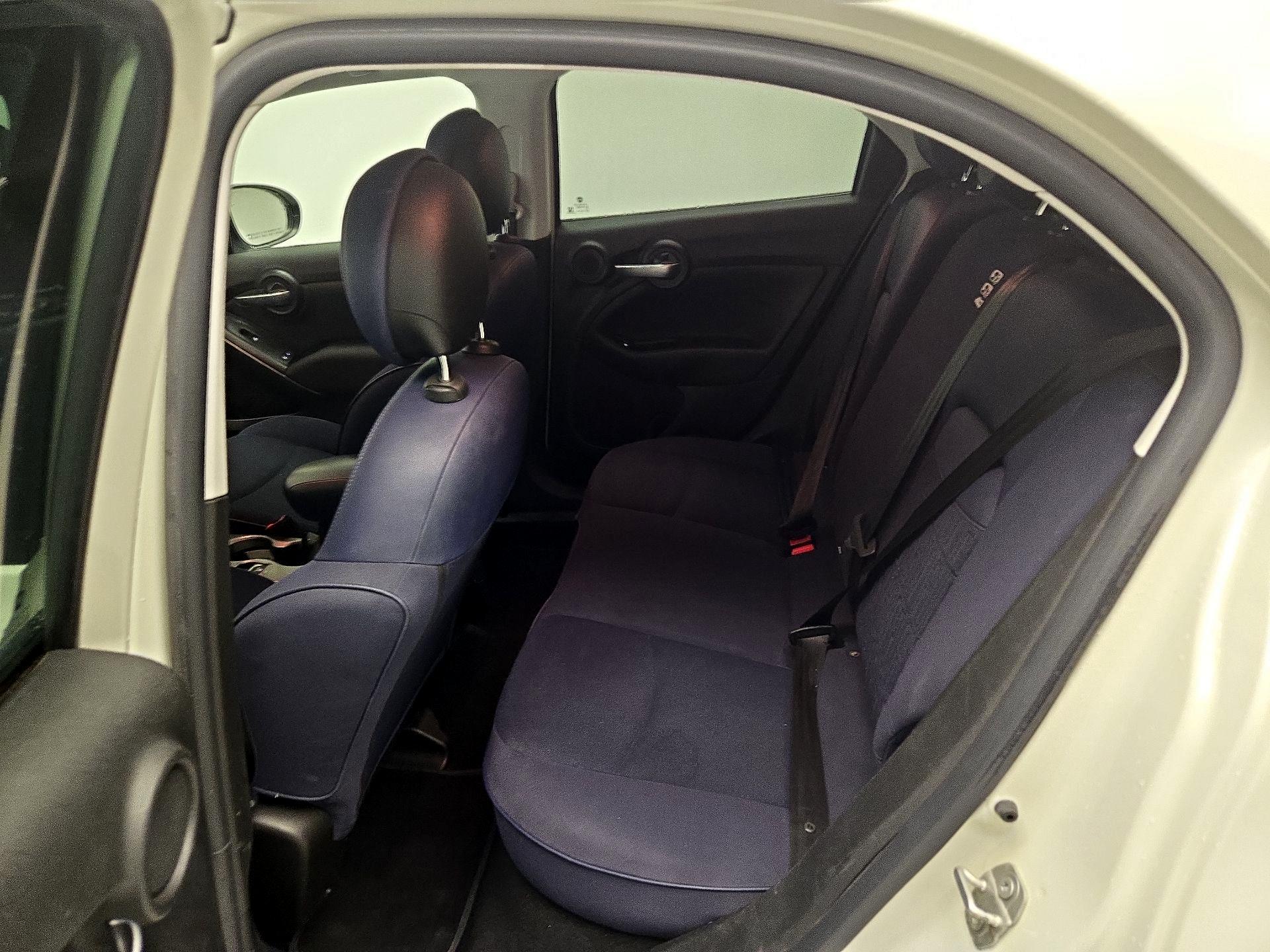 Thumbnail: 2022 Fiat 500X - 18