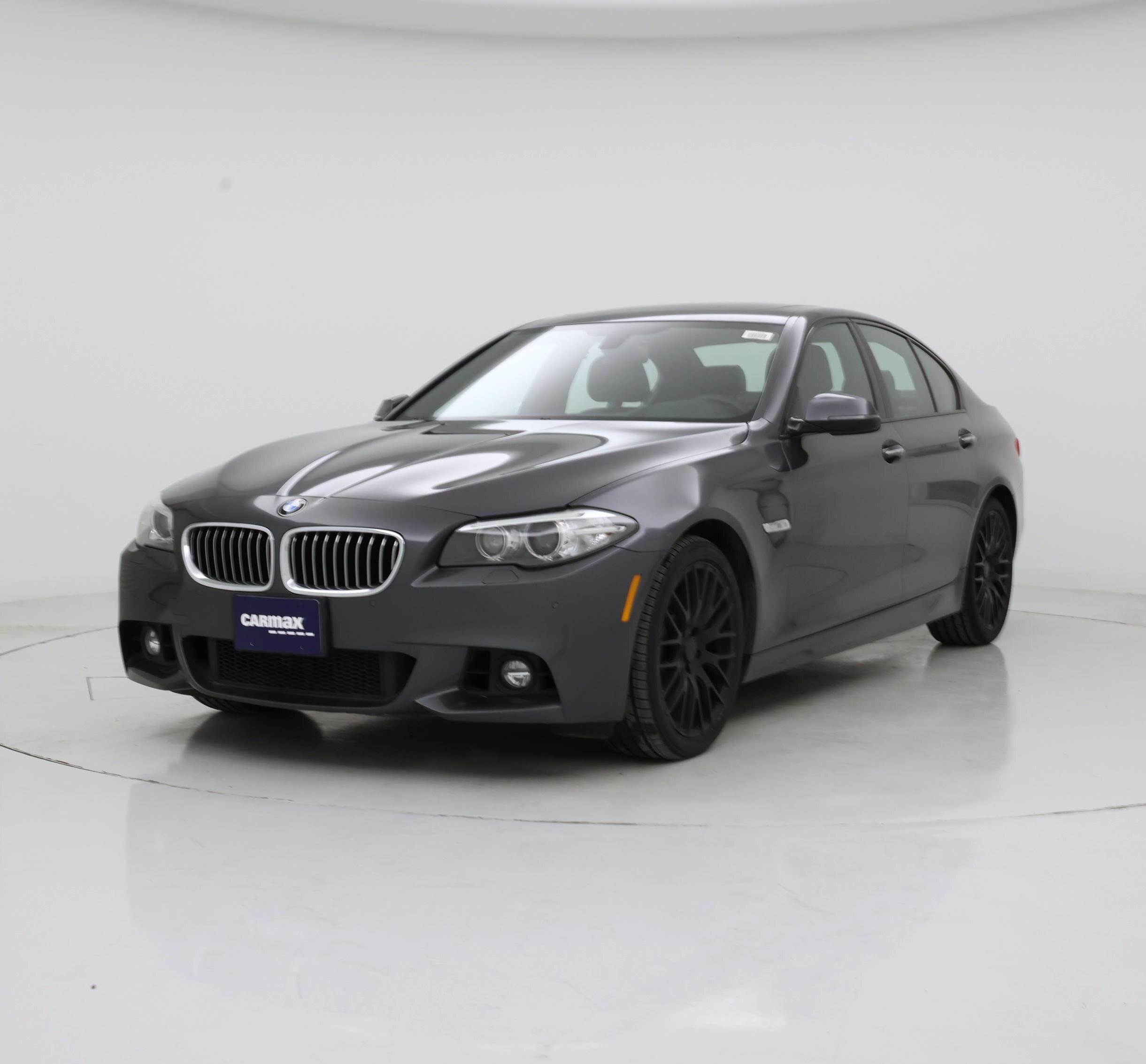 Thumbnail: 2016 BMW 5 Series - 4