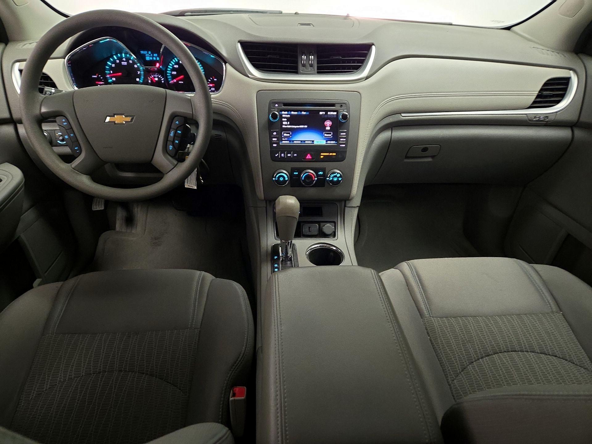 Thumbnail: 2016 Chevrolet Traverse - 9