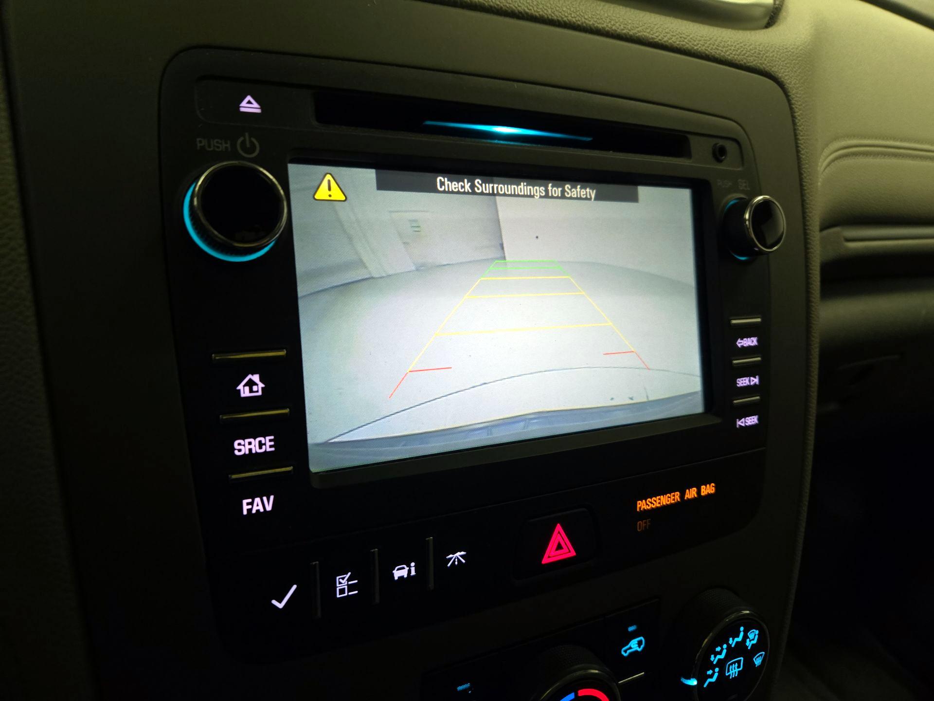 Thumbnail: 2016 Chevrolet Traverse - 14