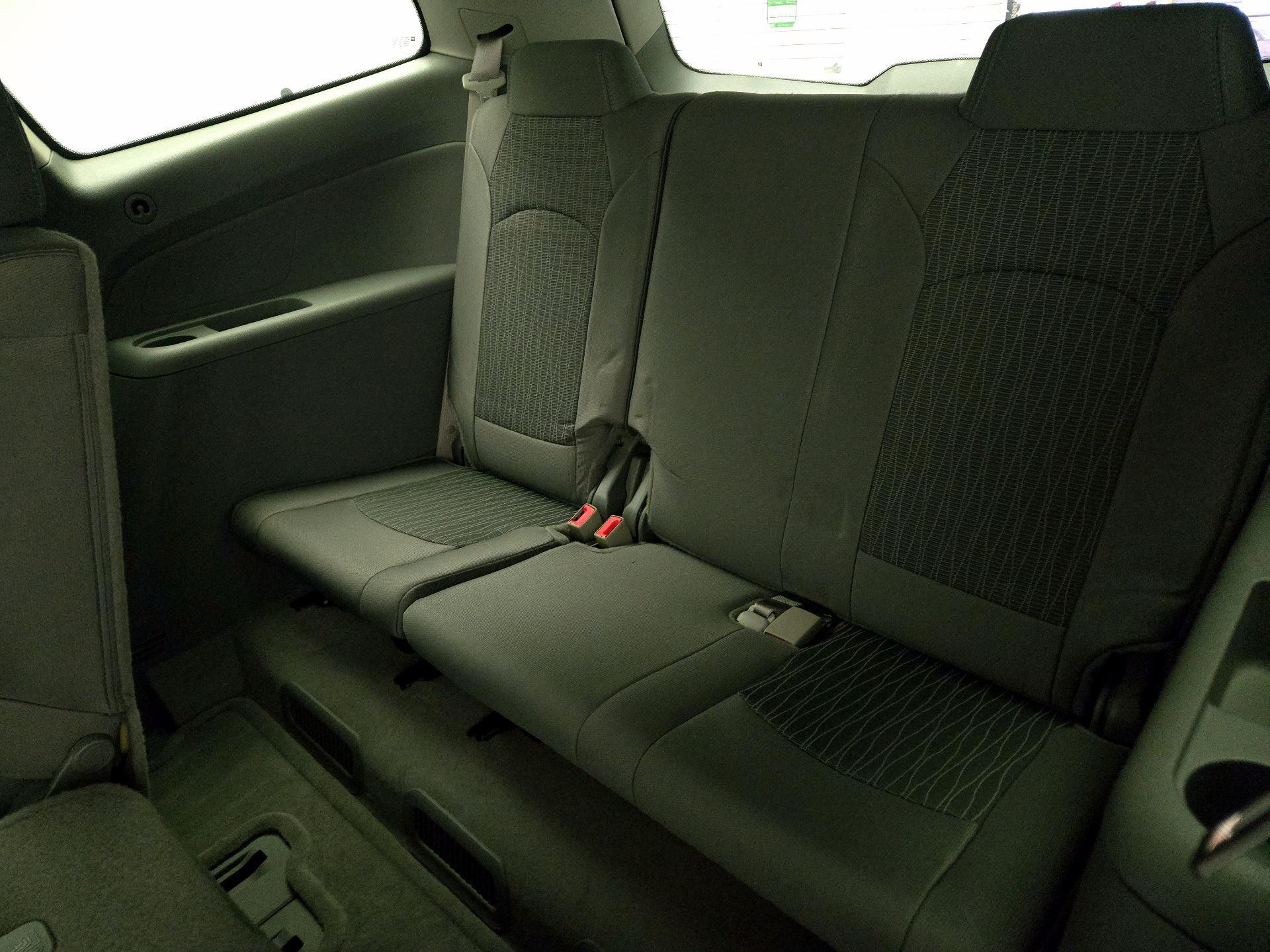 Thumbnail: 2016 Chevrolet Traverse - 20