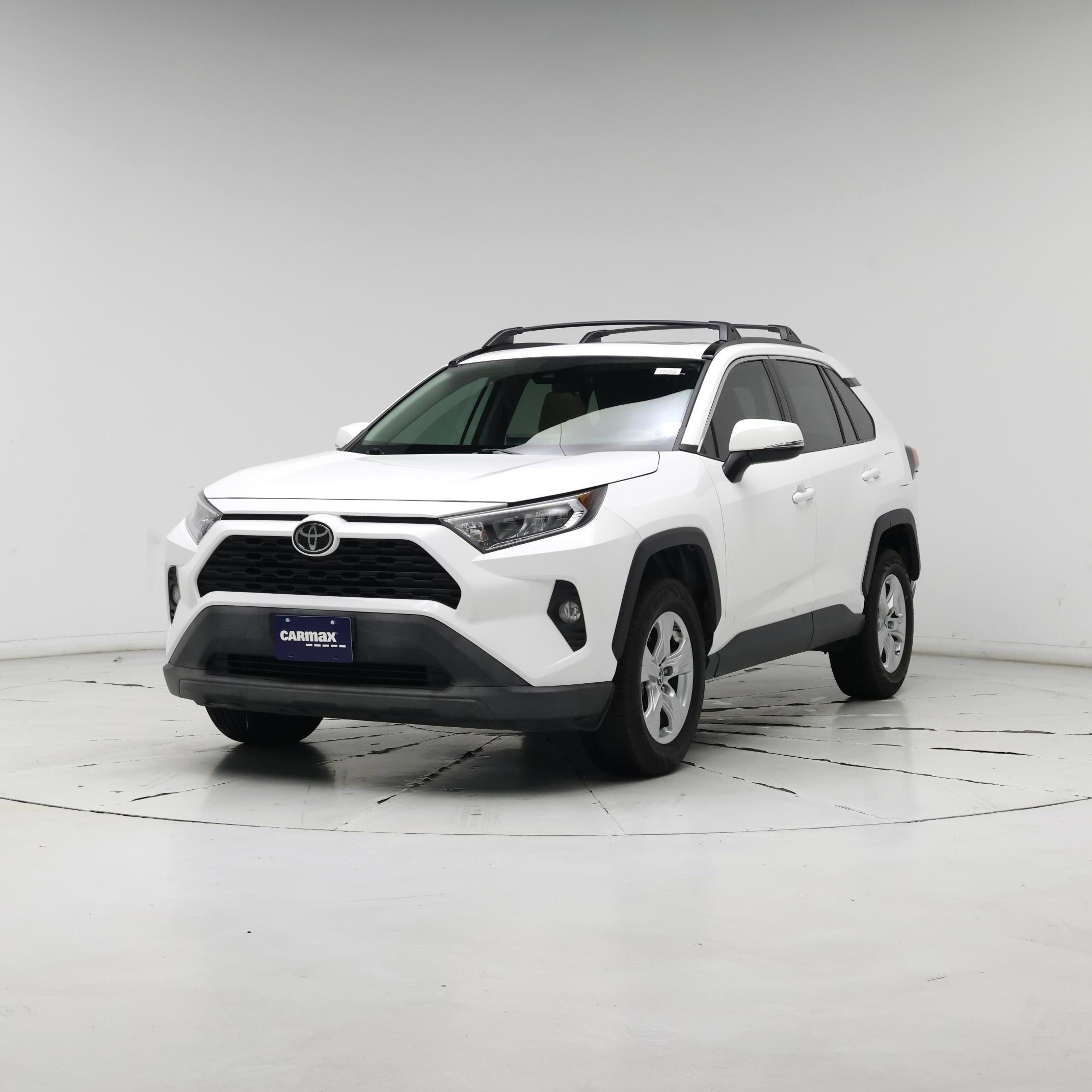 Thumbnail: 2019 Toyota RAV4 - 4