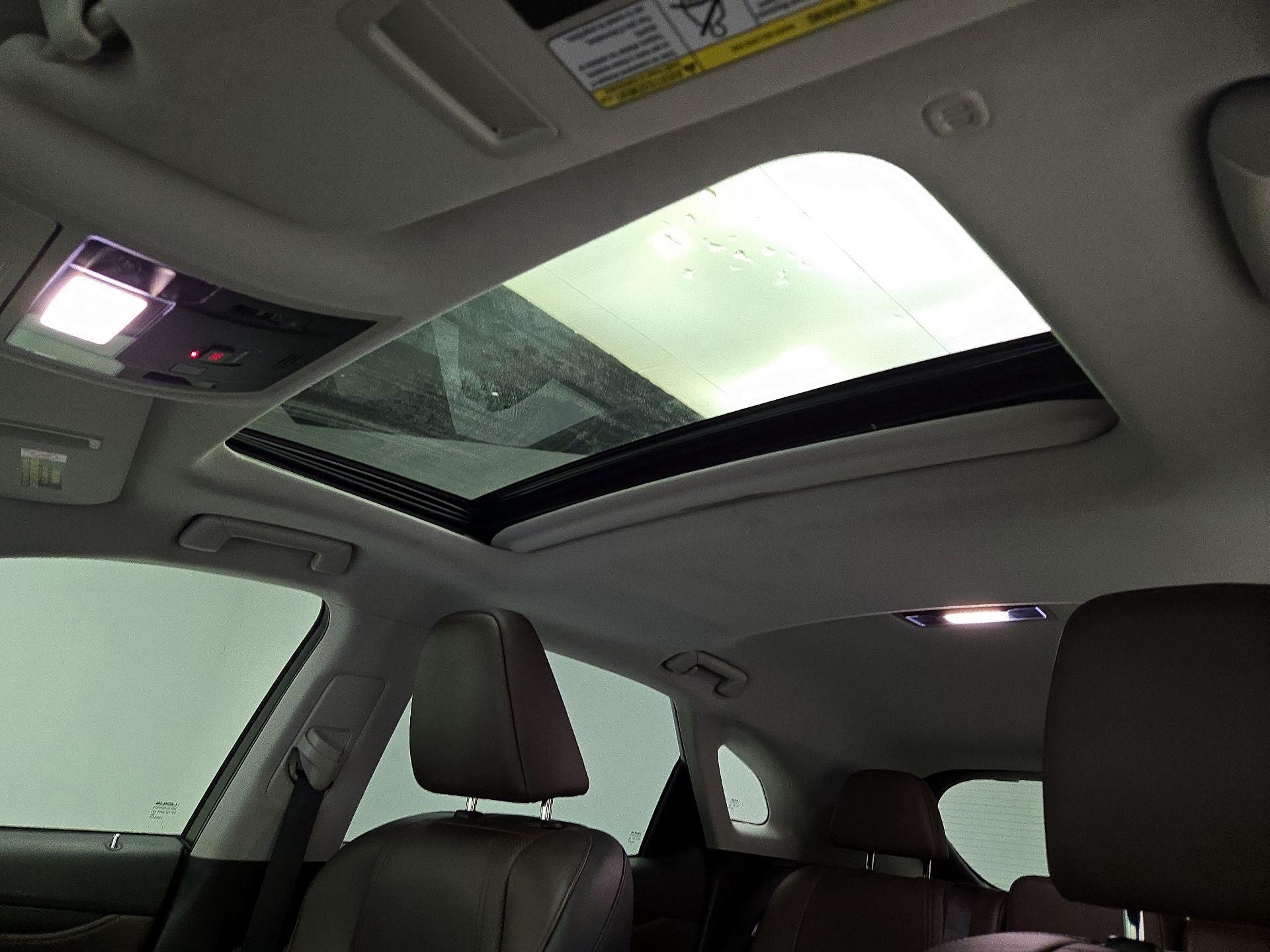 Thumbnail: 2016 Lexus RX - 19