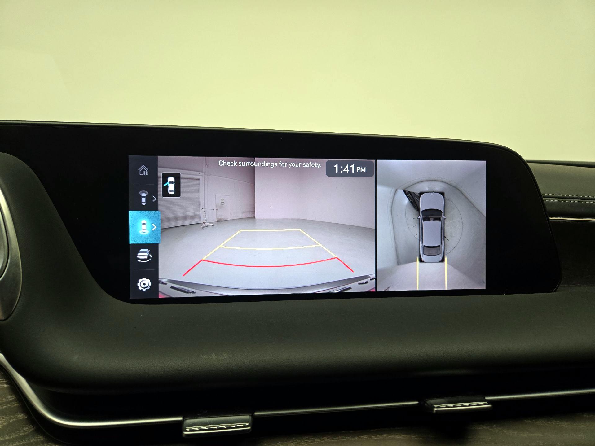 Thumbnail: 2023 Genesis G90 - 15