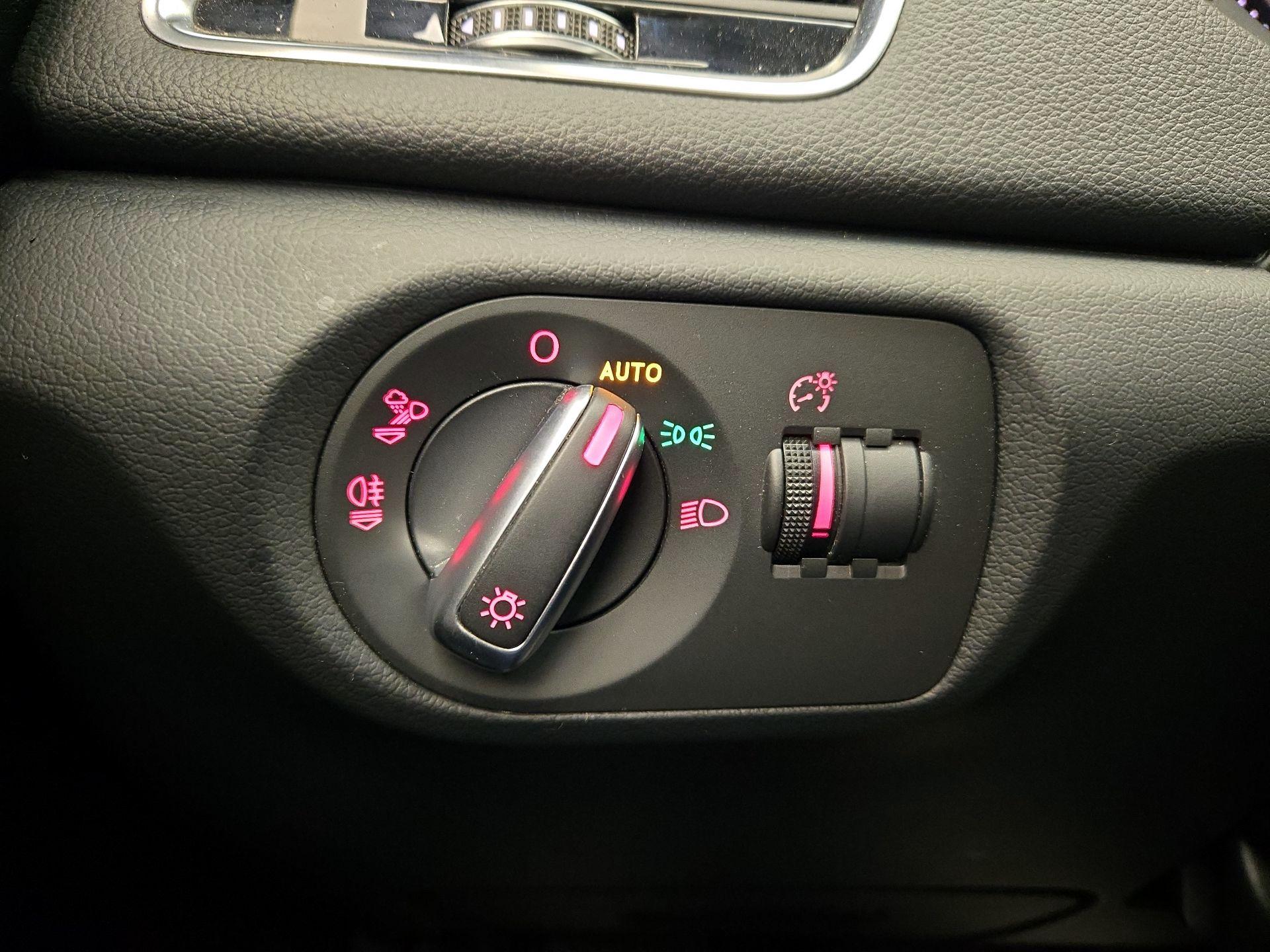 Thumbnail: 2018 Audi Q3 - 13