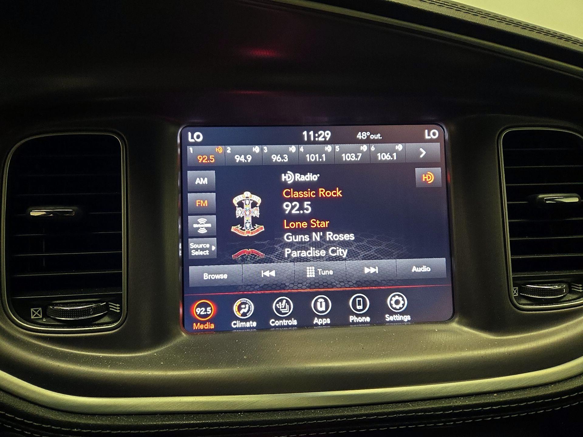 Thumbnail: 2020 Dodge Charger - 15