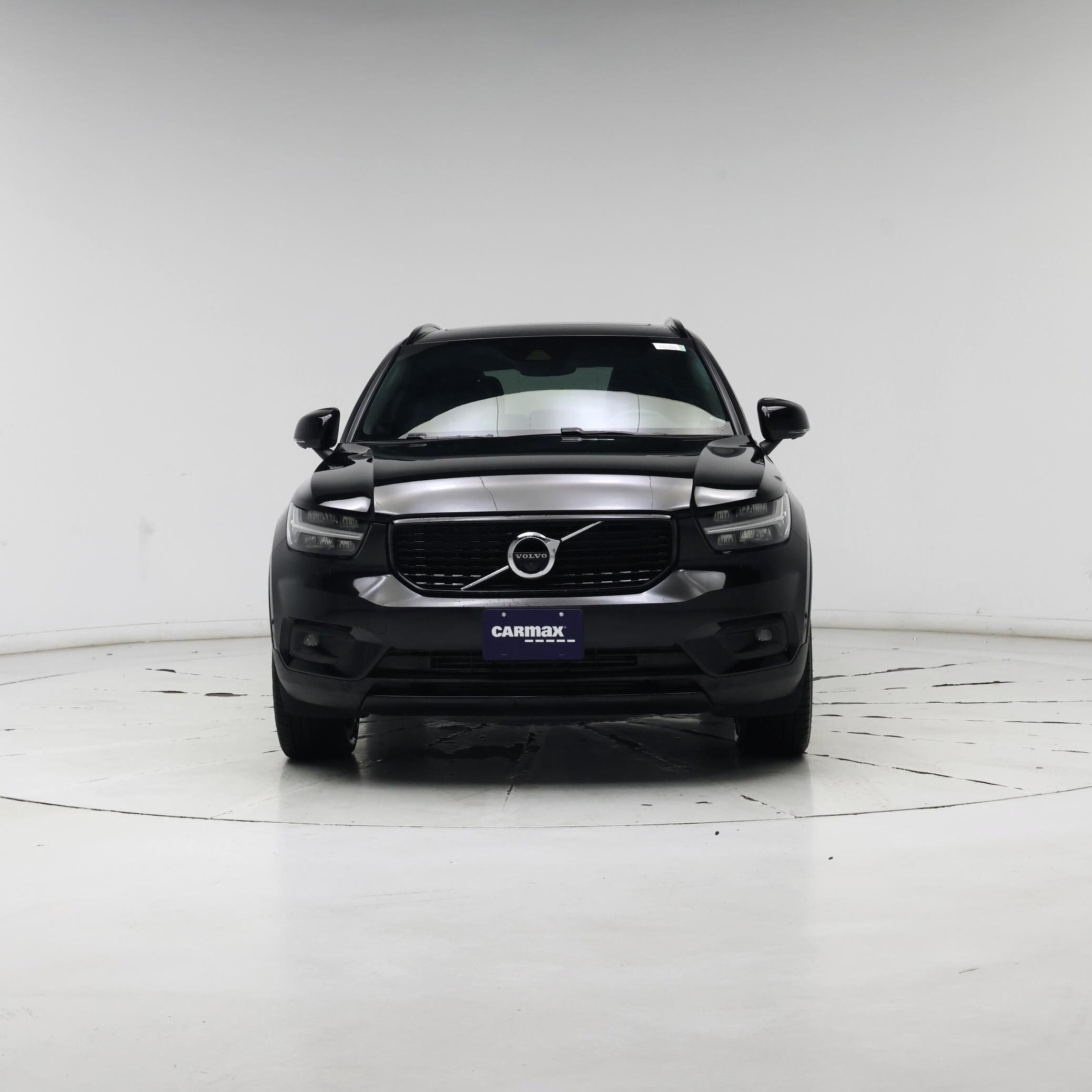 Thumbnail: 2022 Volvo XC40 - 5