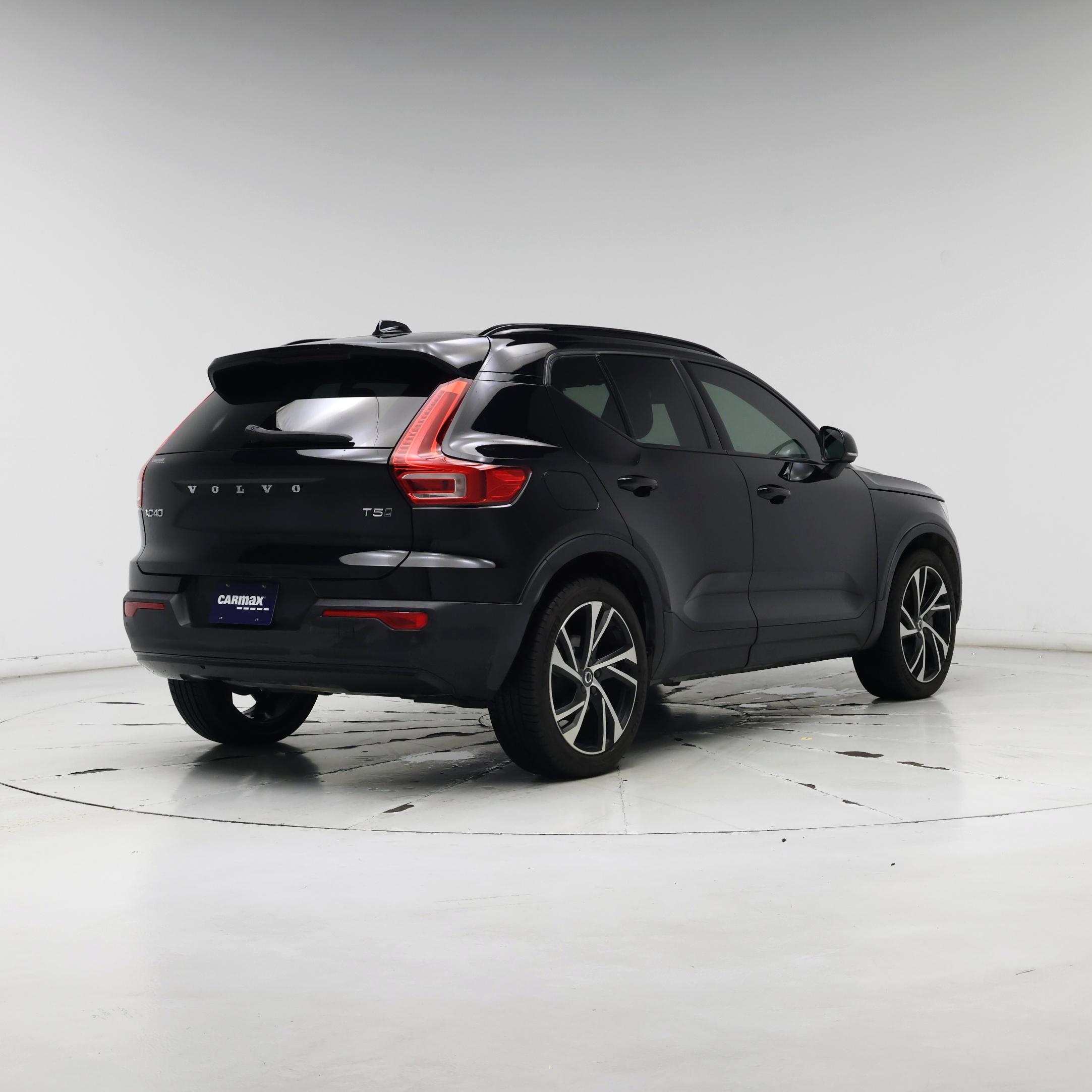 Thumbnail: 2022 Volvo XC40 - 8