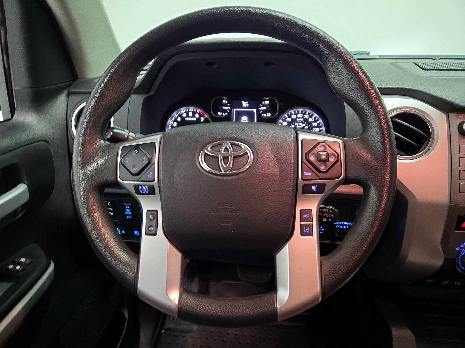 Thumbnail: 2021 Toyota Tundra - 10