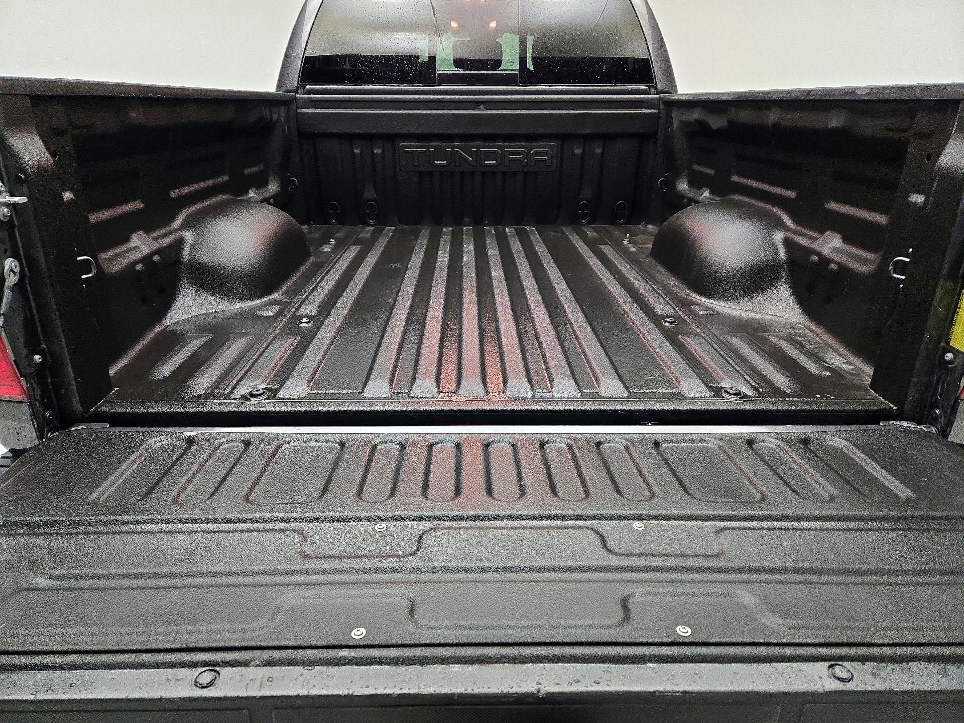 Thumbnail: 2021 Toyota Tundra - 20