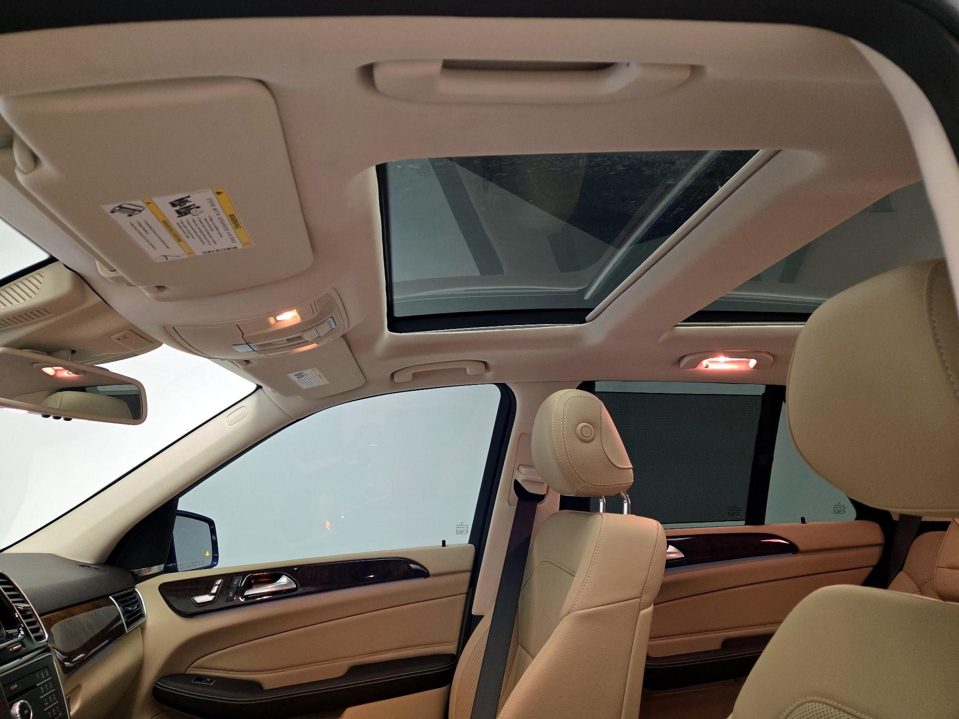 Thumbnail: 2018 Mercedes-Benz GLE - 18