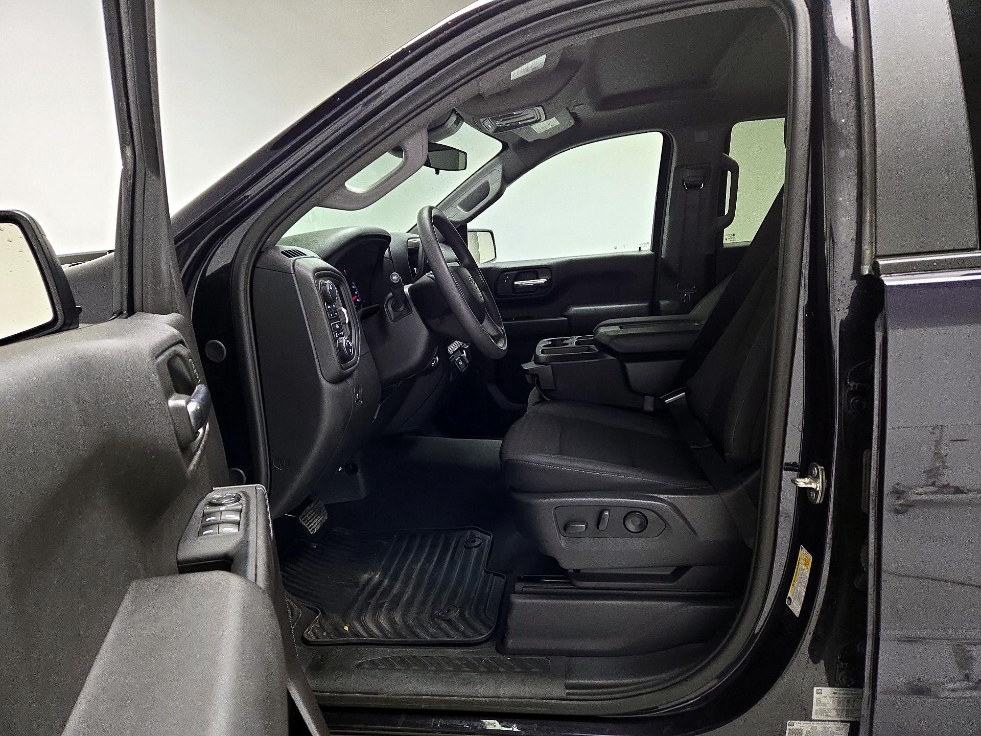 Thumbnail: 2024 Chevrolet Silverado 1500 - 11