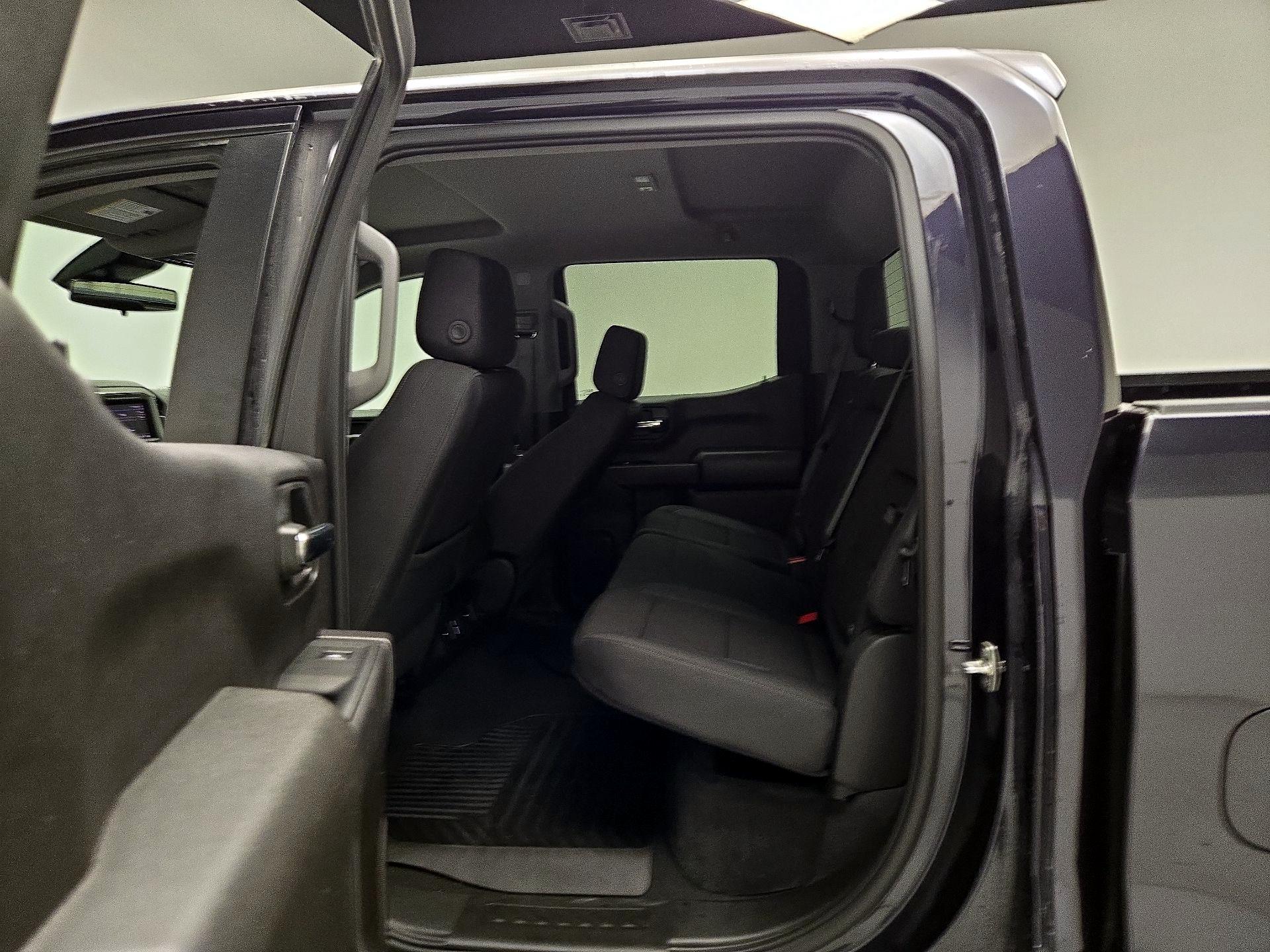 Thumbnail: 2024 Chevrolet Silverado 1500 - 19