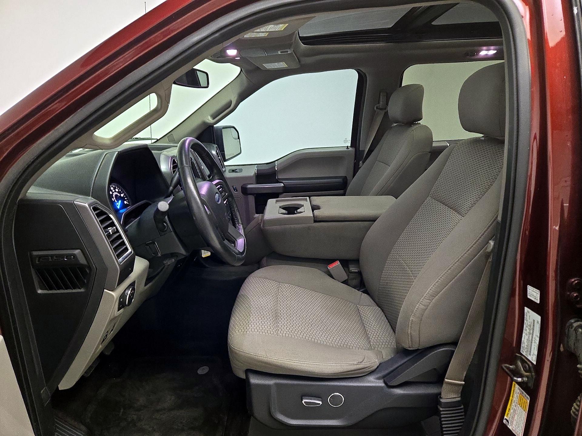 Thumbnail: 2017 Ford F-150 - 11