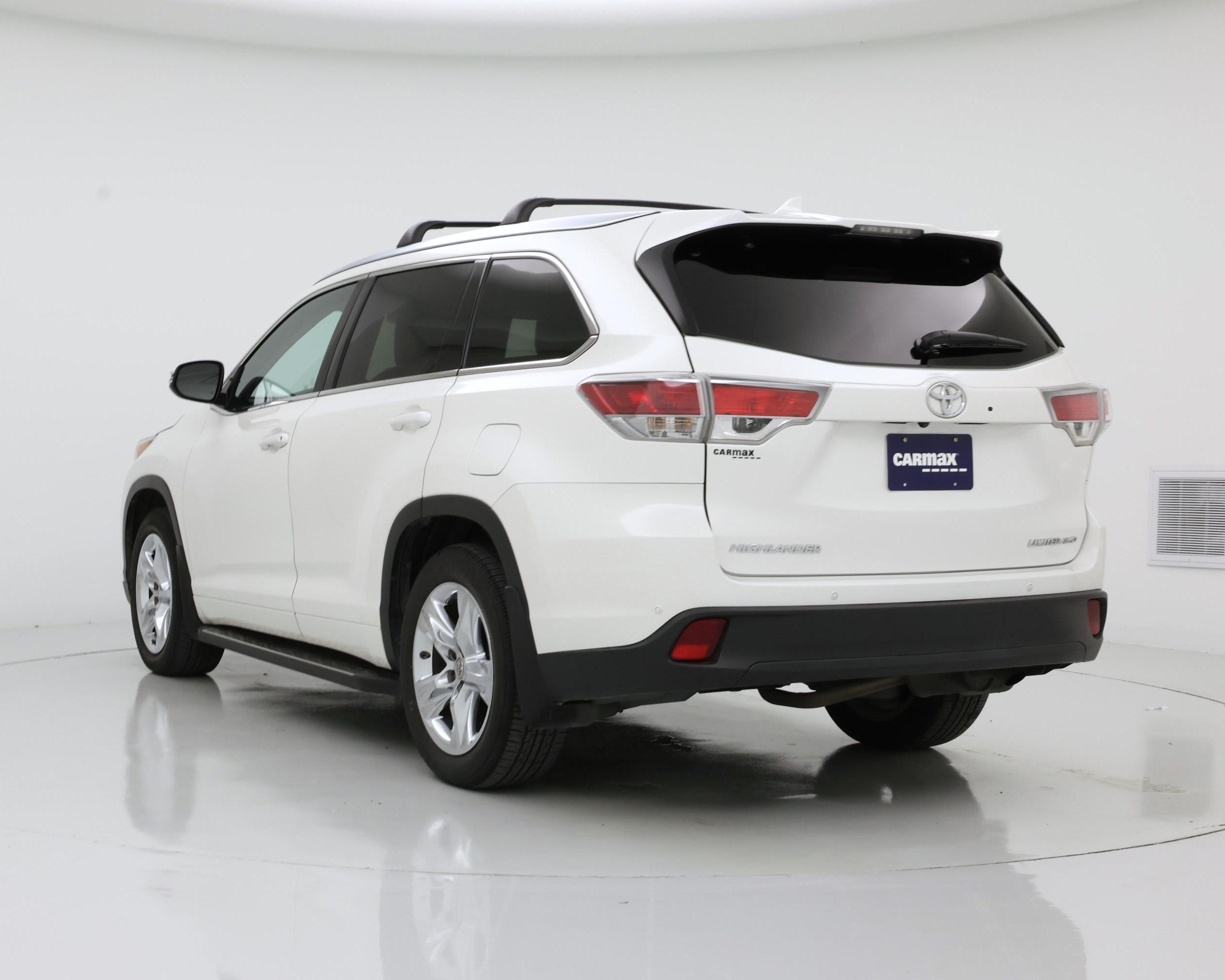 Thumbnail: 2015 Toyota Highlander - 2